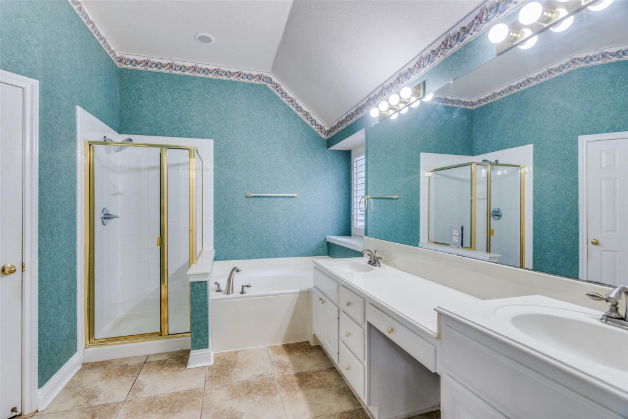 1314 San Mateo Drive