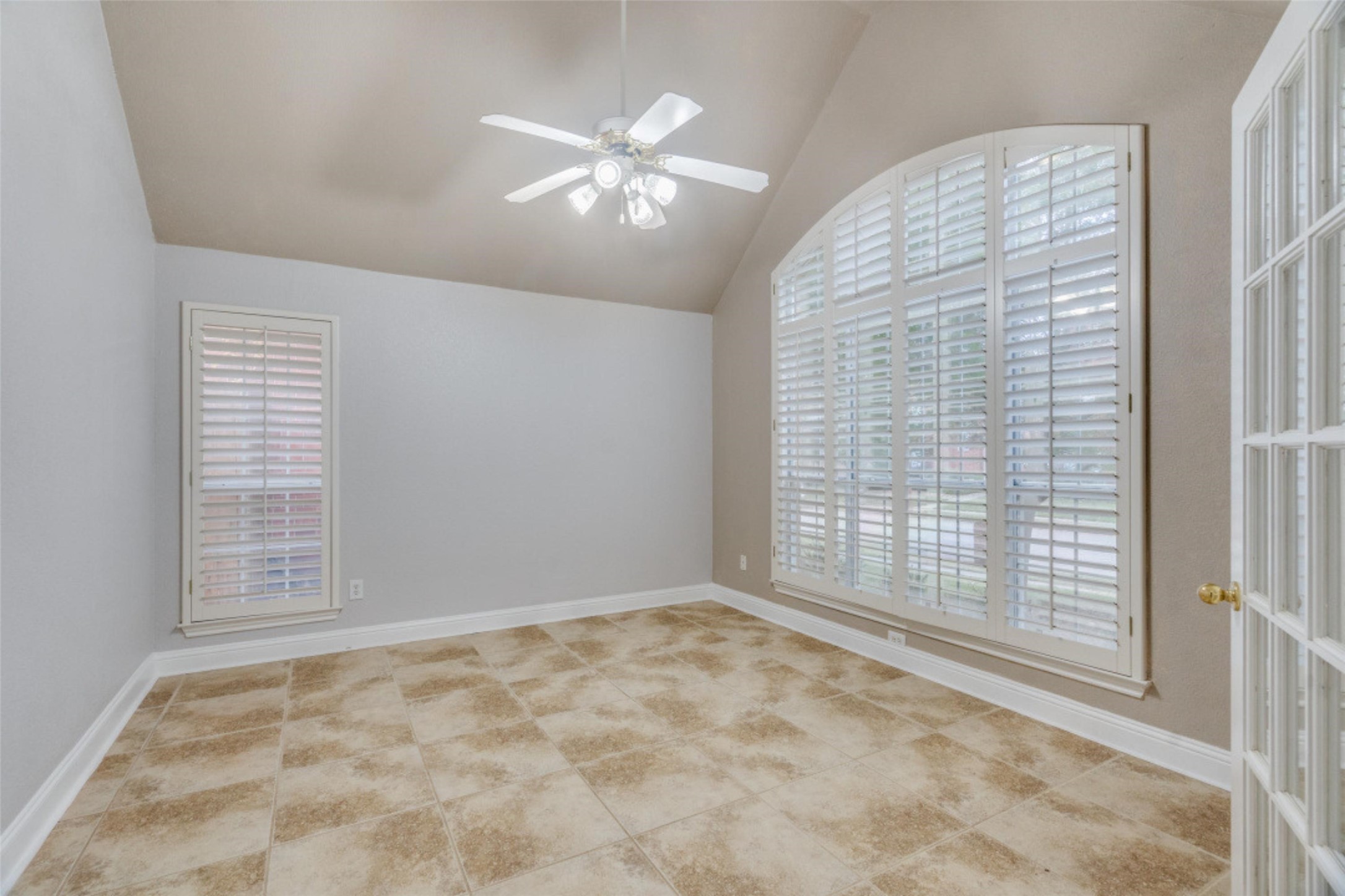 1314 San Mateo Drive