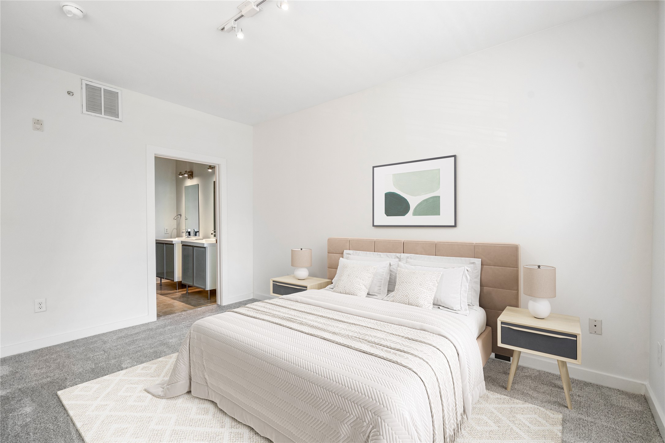 4040 N Hall Street 107