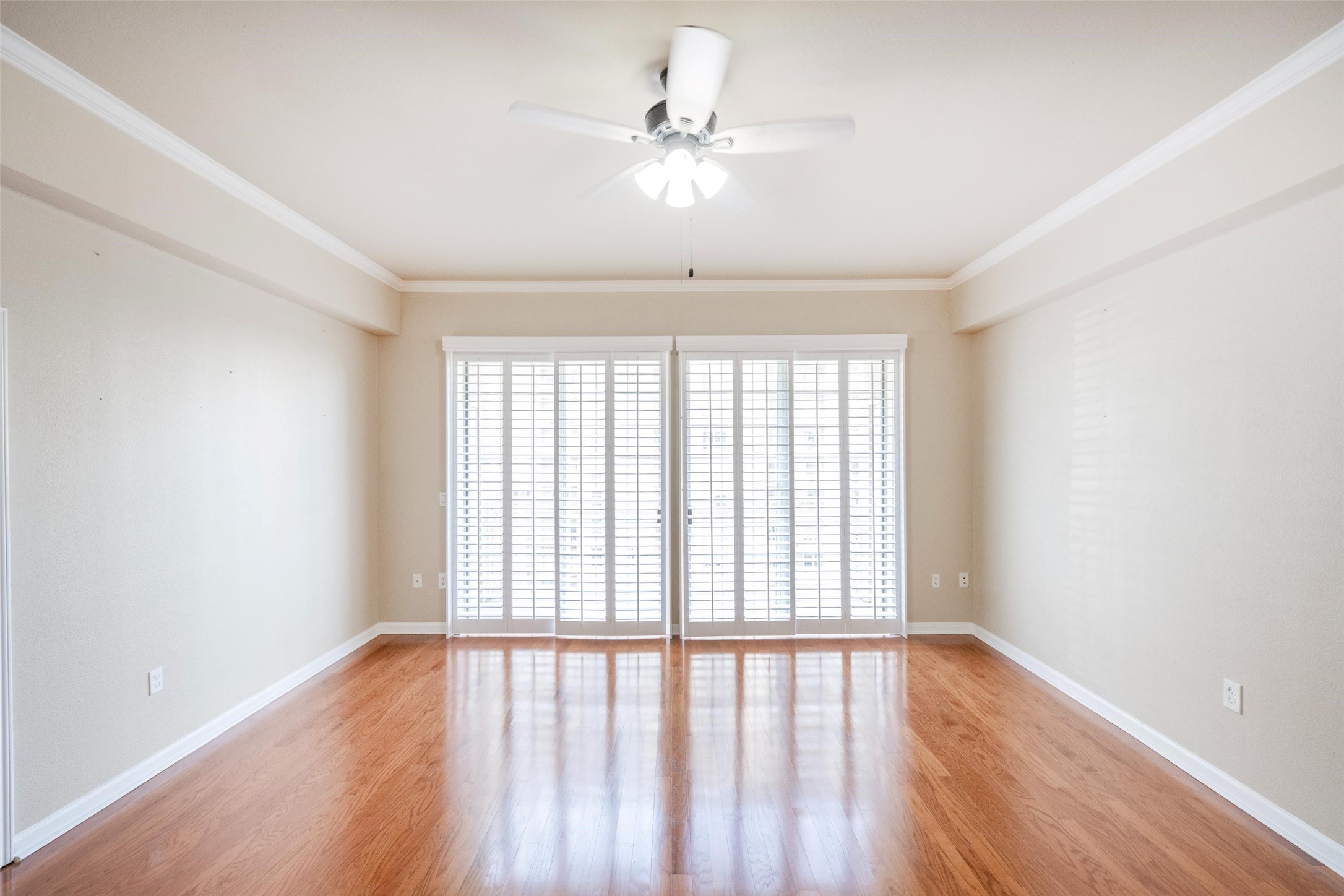 3225 Turtle Creek Boulevard 806