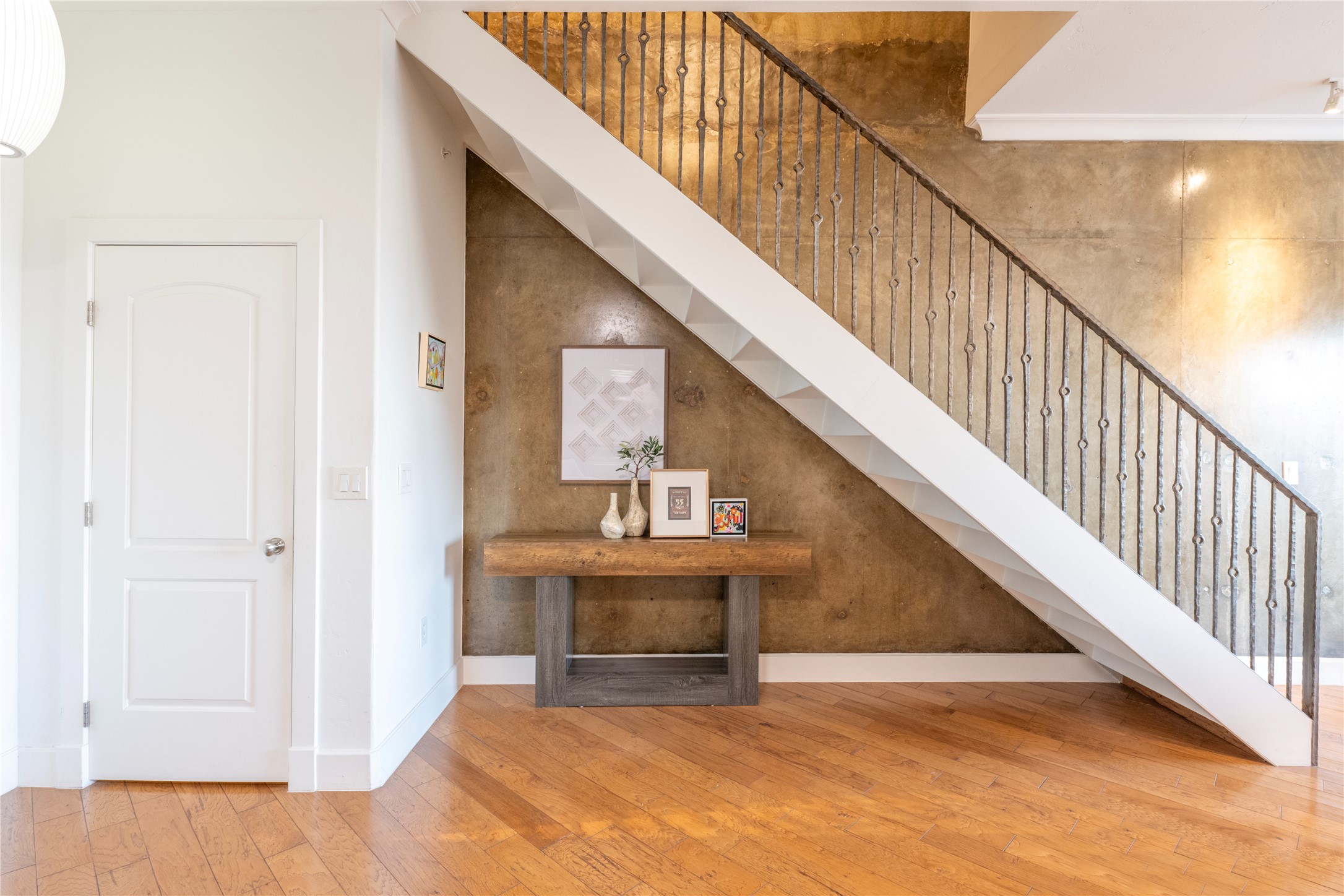 3225 Turtle Creek Boulevard 1649