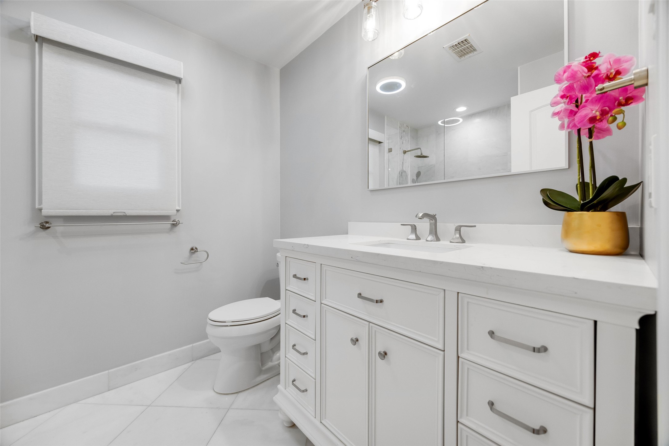 7363 Meadow Oaks Drive