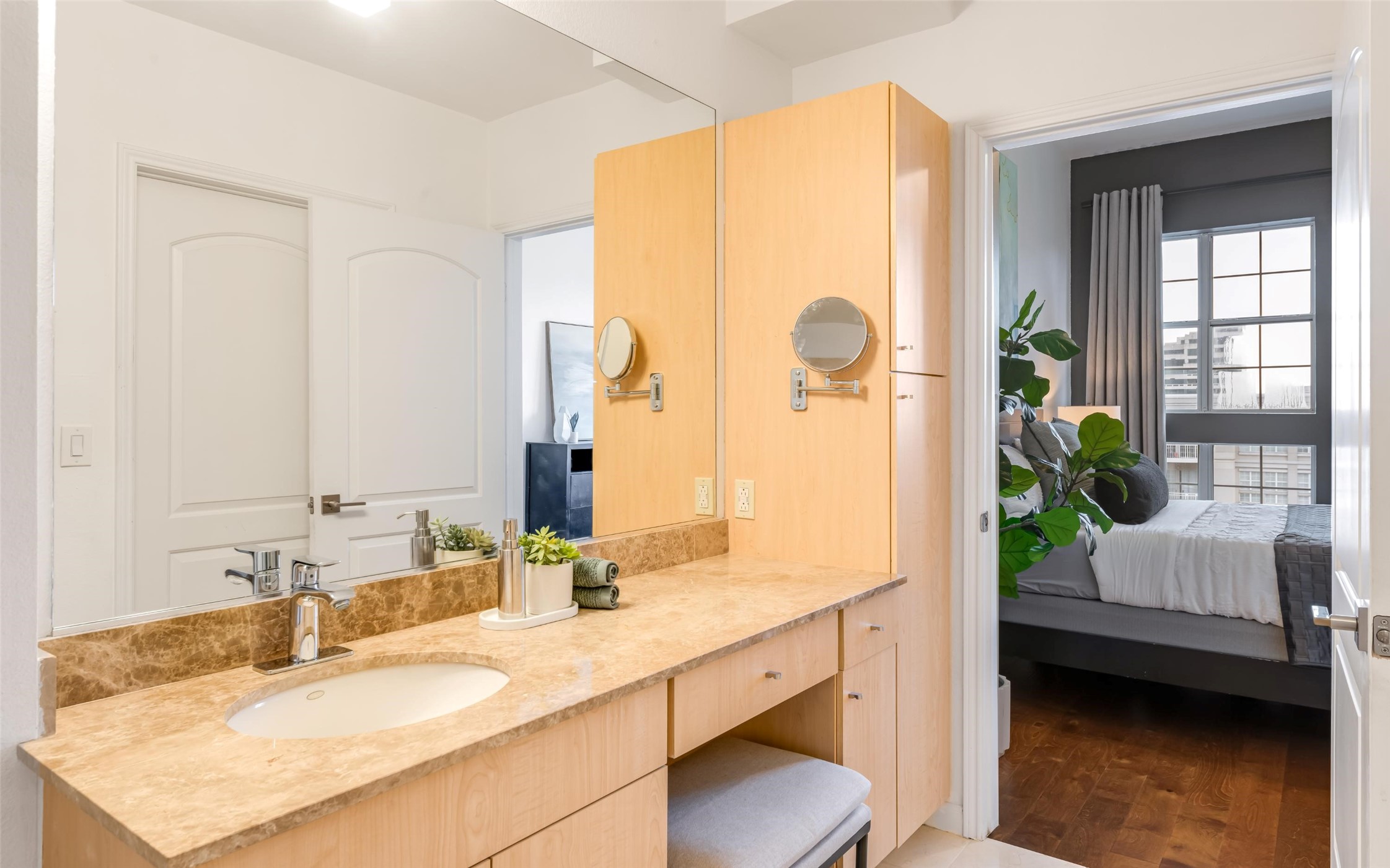 3225 Turtle Creek Boulevard 1906