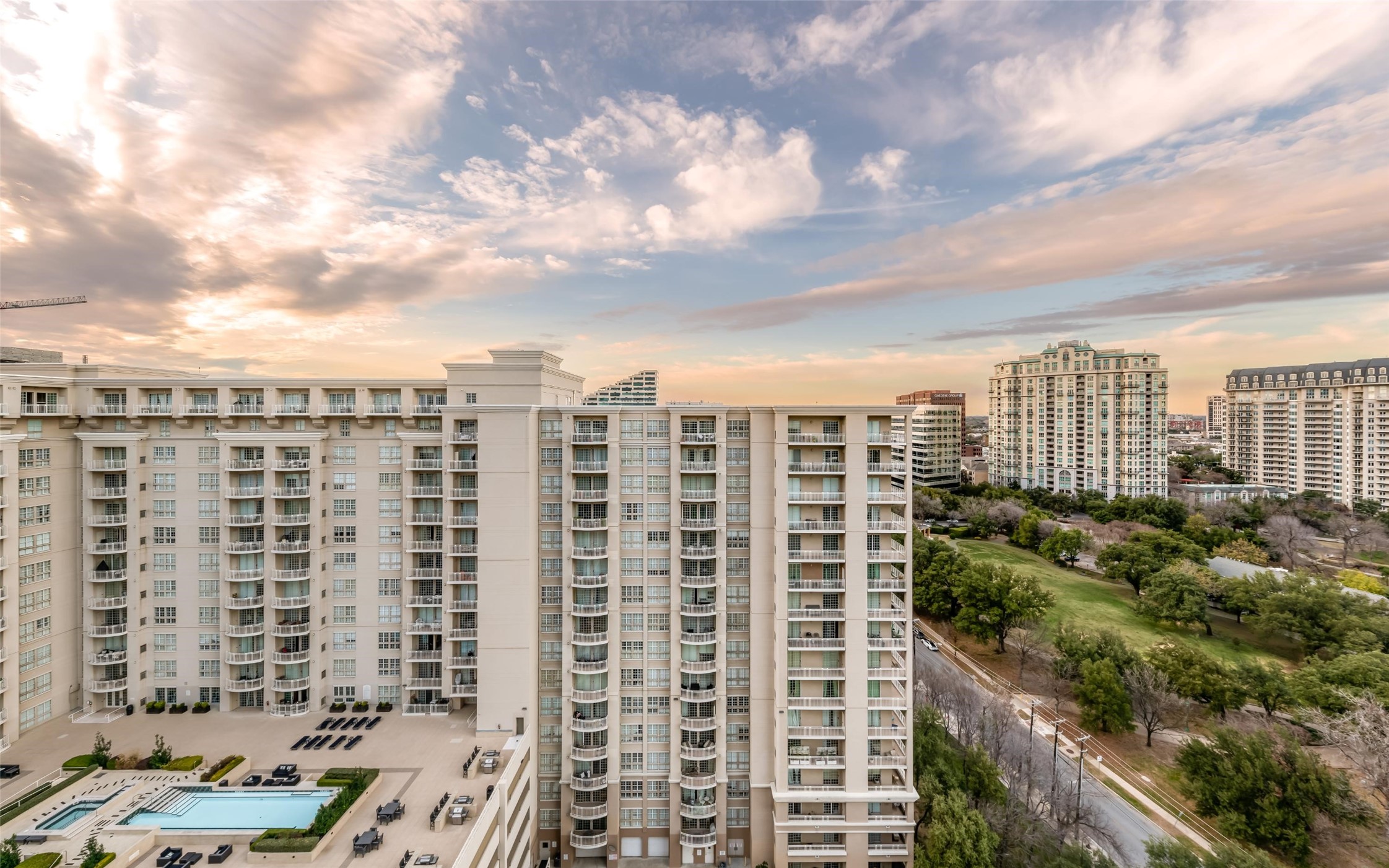 3225 Turtle Creek Boulevard 1906