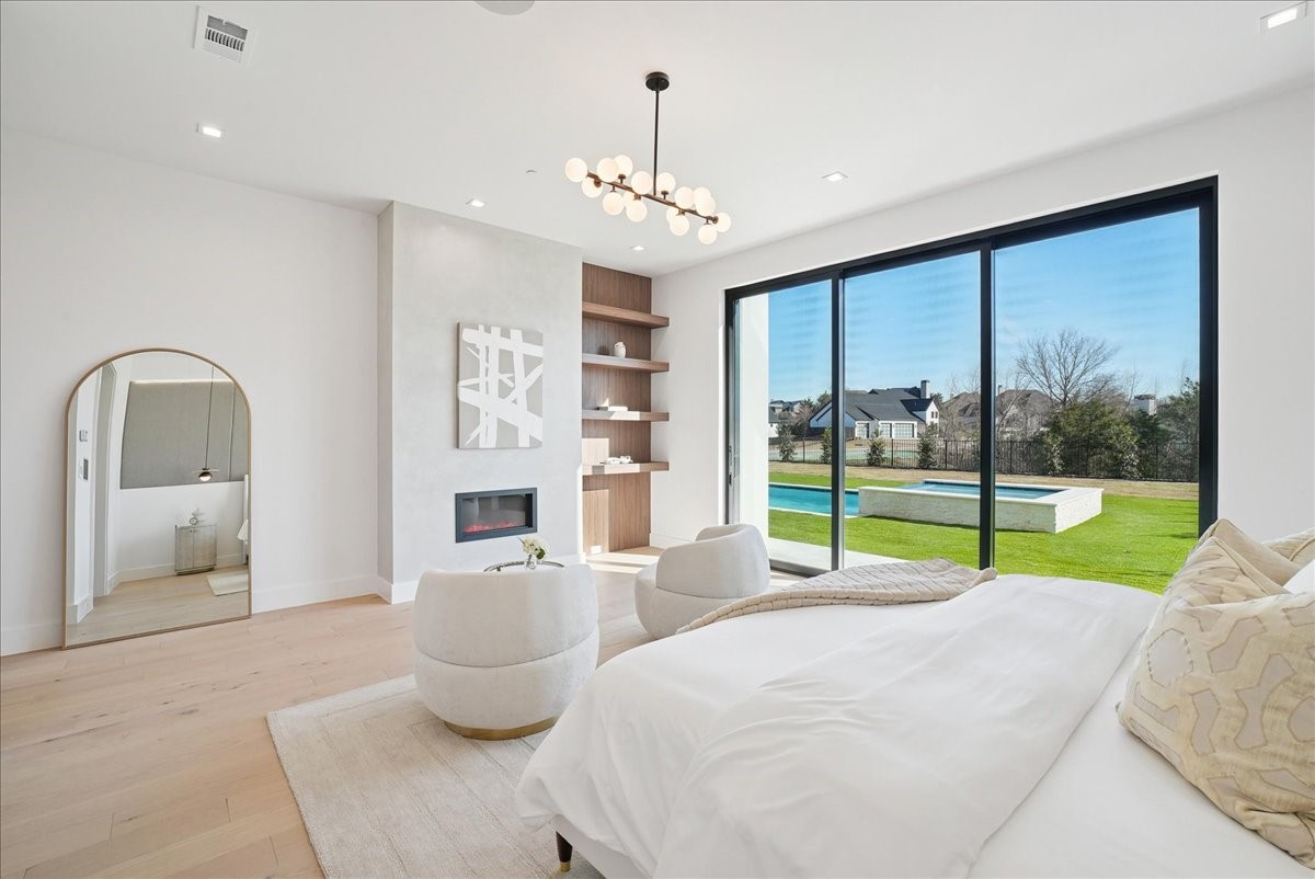 229 Sunset Point Trail