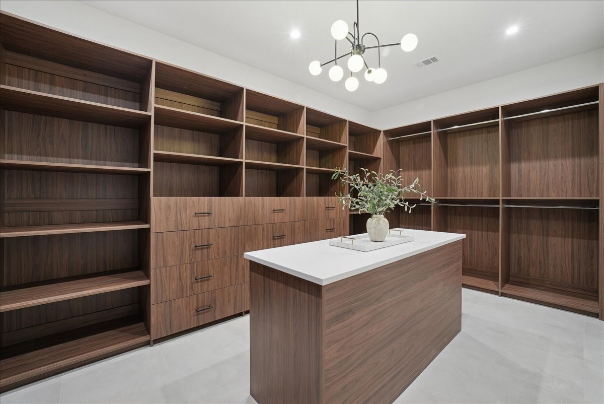 229 Sunset Point Trail