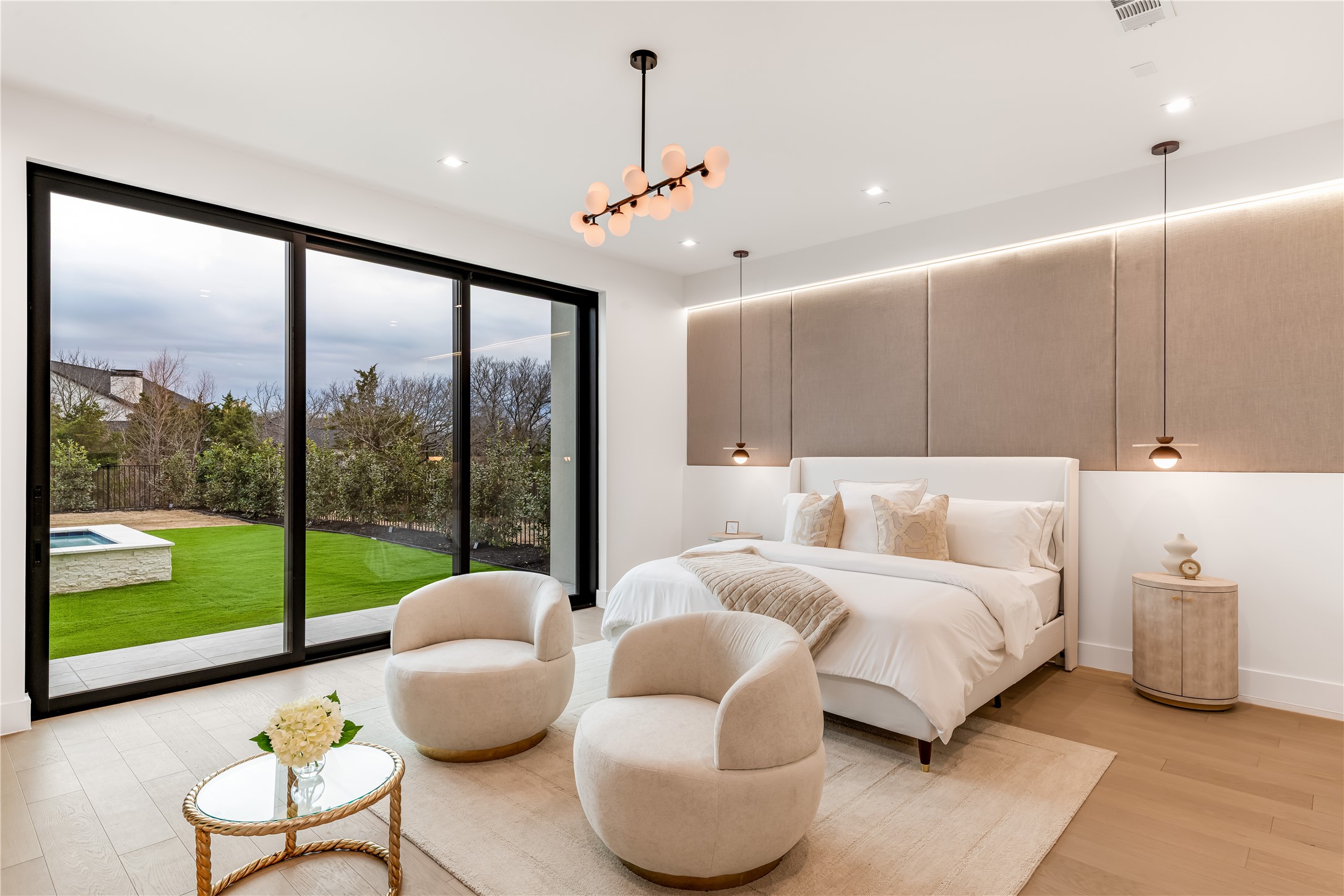 229 Sunset Point Trail