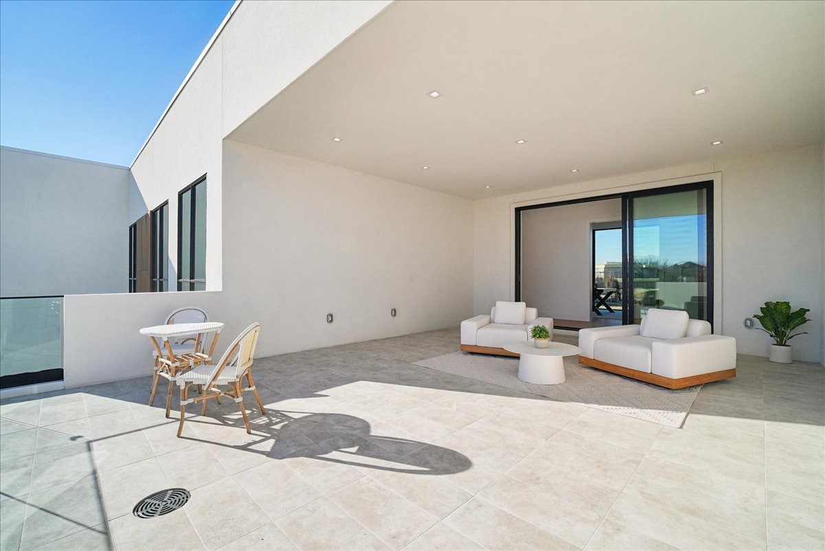 229 Sunset Point Trail