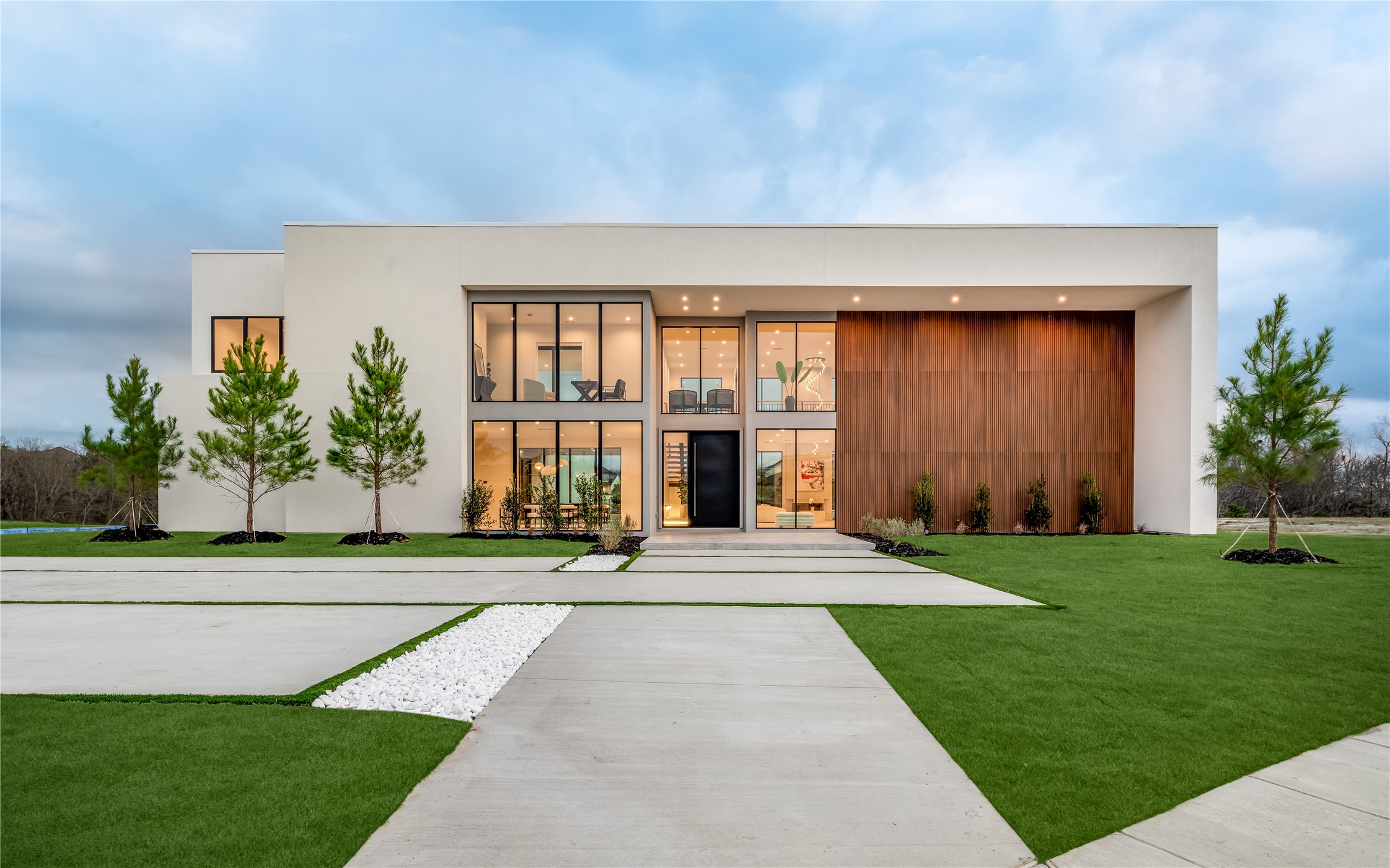 229 Sunset Point Trail