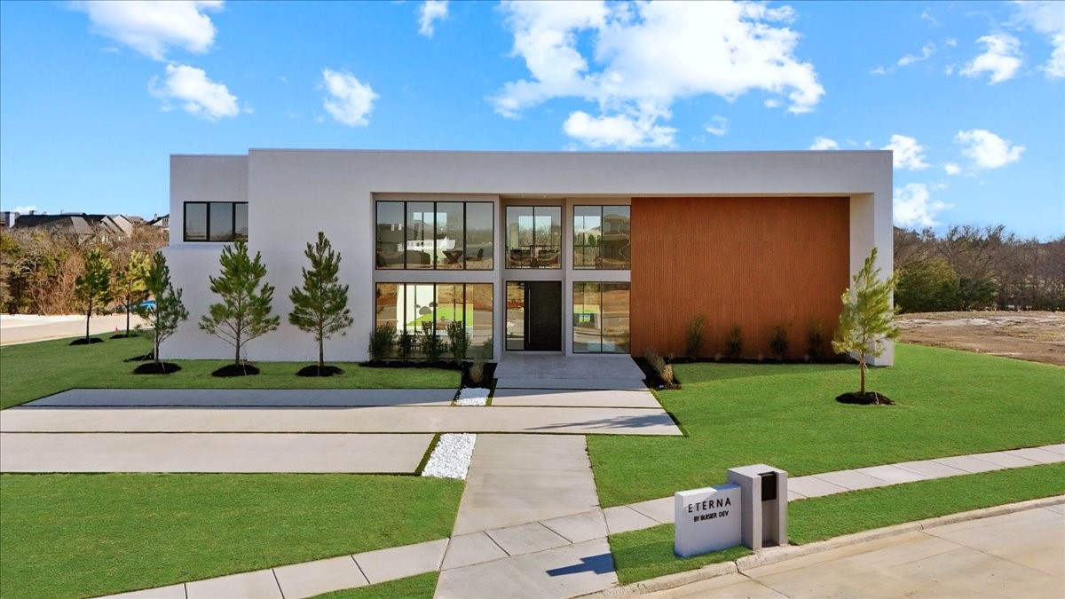 229 Sunset Point Trail