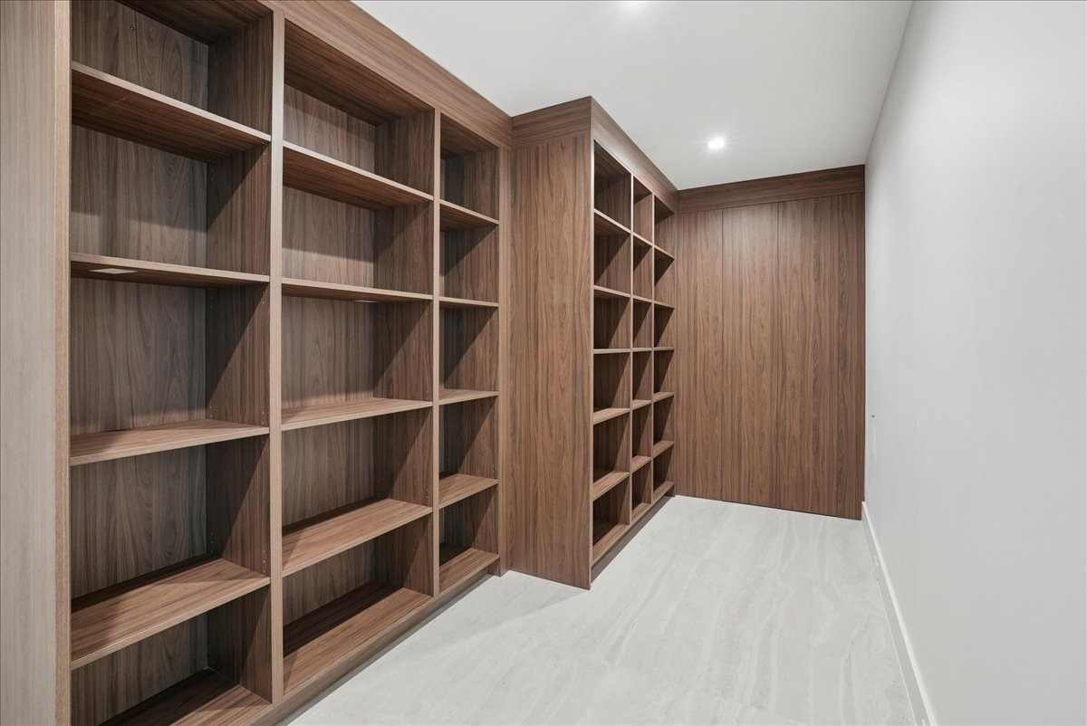 229 Sunset Point Trail