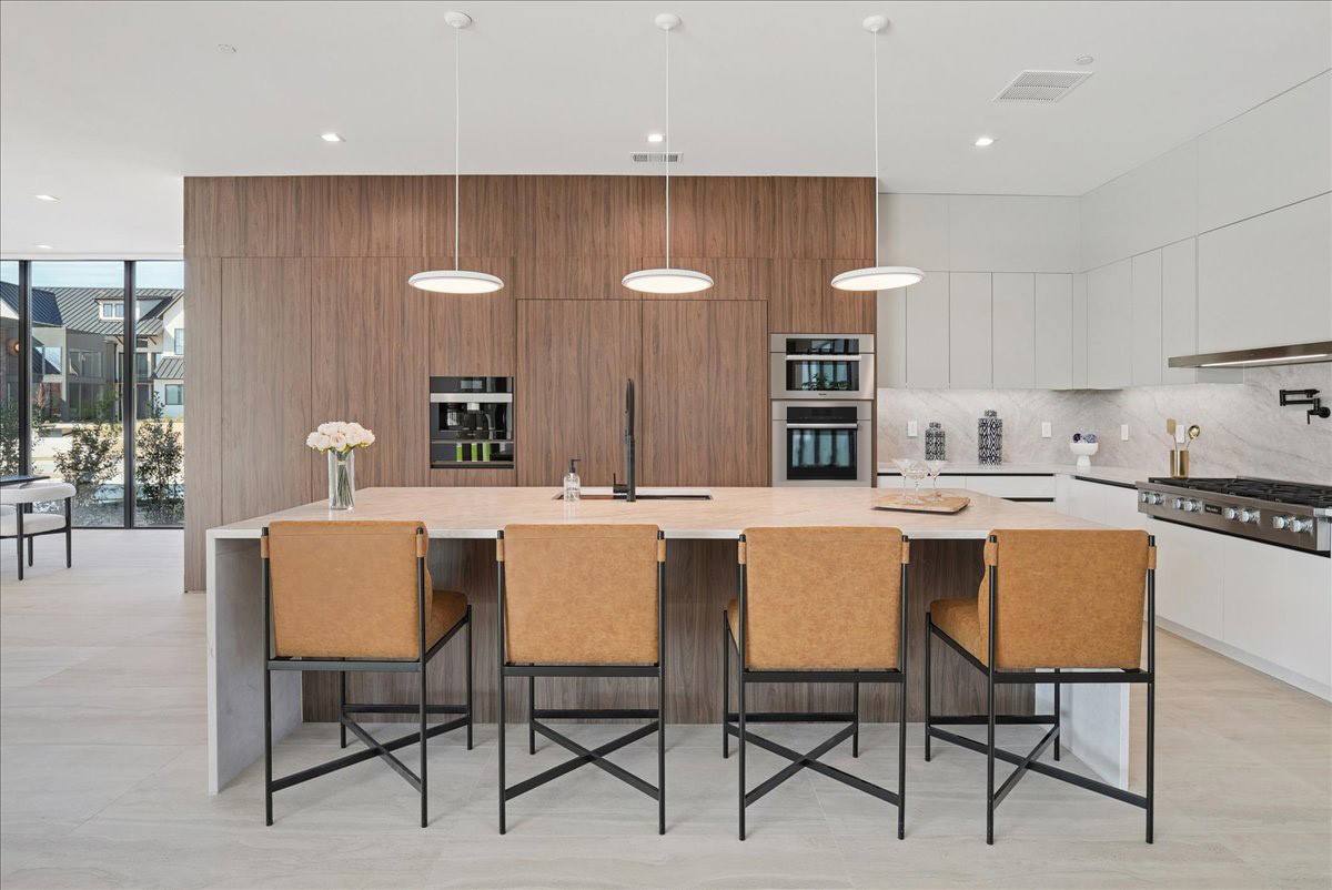 229 Sunset Point Trail