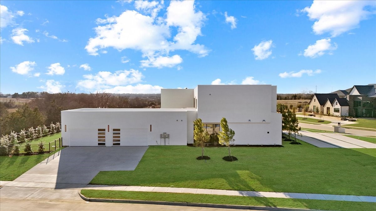 229 Sunset Point Trail