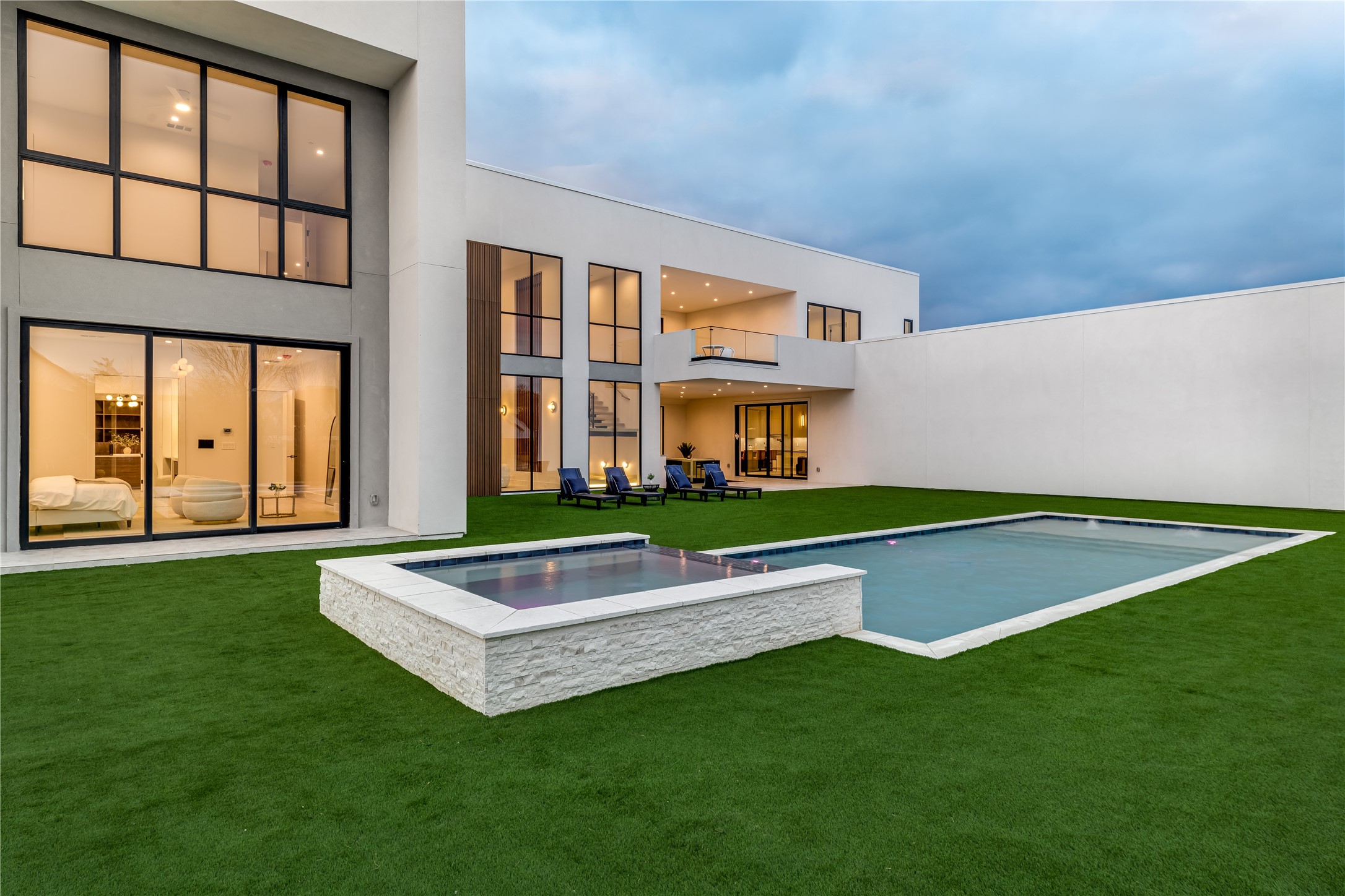 229 Sunset Point Trail