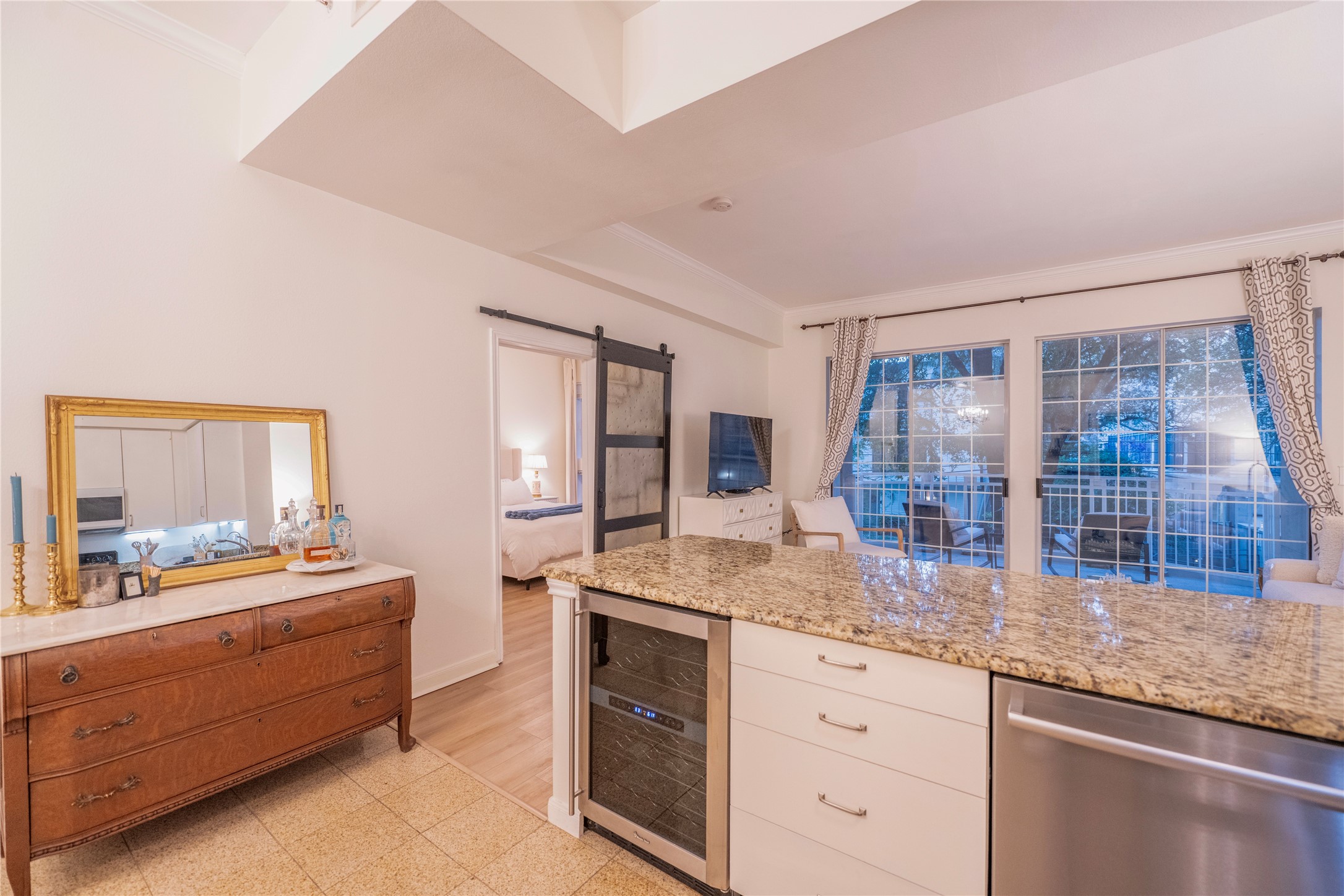 3225 Turtle Creek Boulevard 234