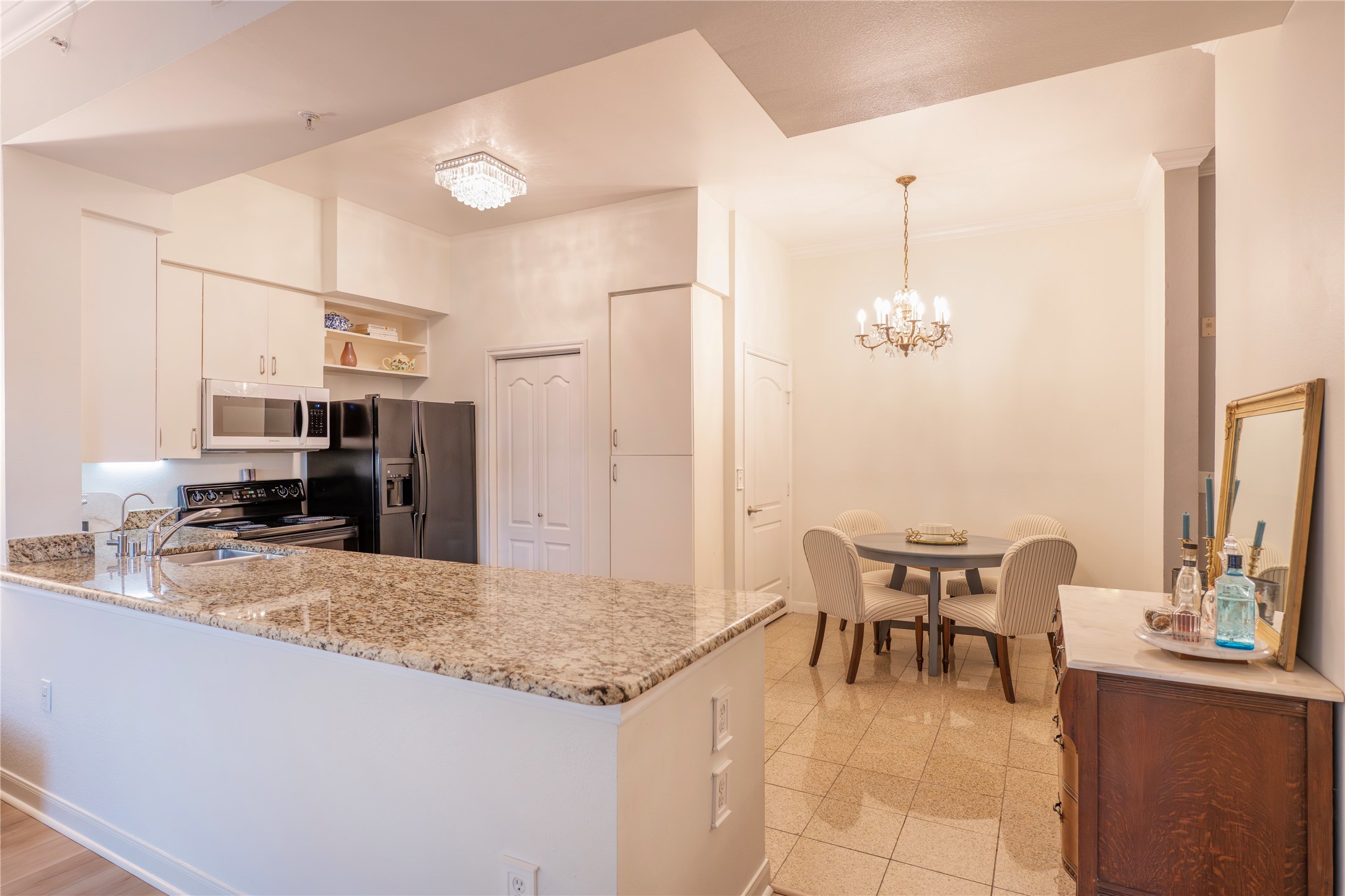 3225 Turtle Creek Boulevard 234