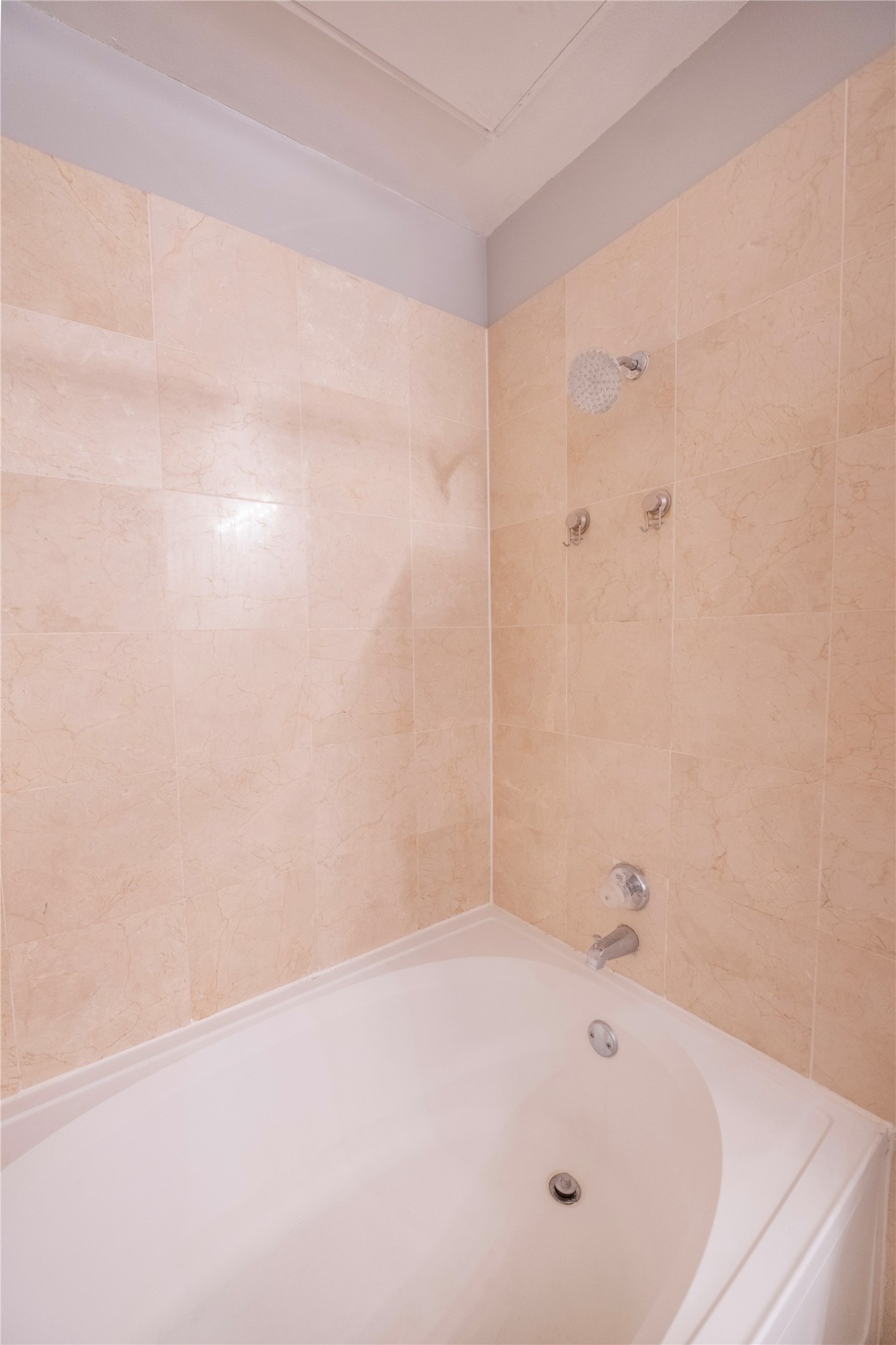 3225 Turtle Creek Boulevard 234