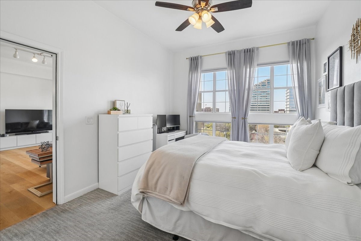 3225 Turtle Creek Boulevard 832