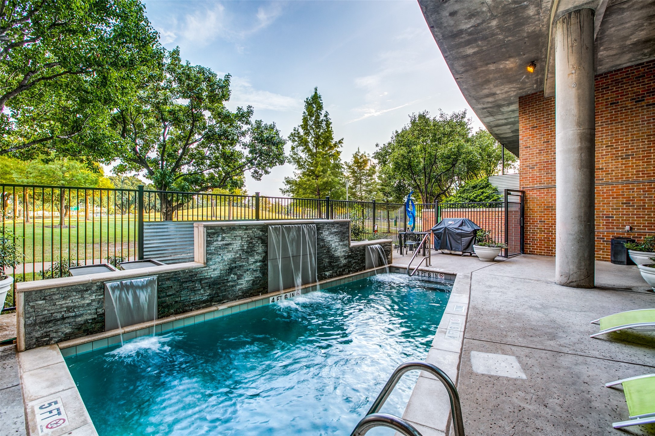 3110 Thomas Avenue 337