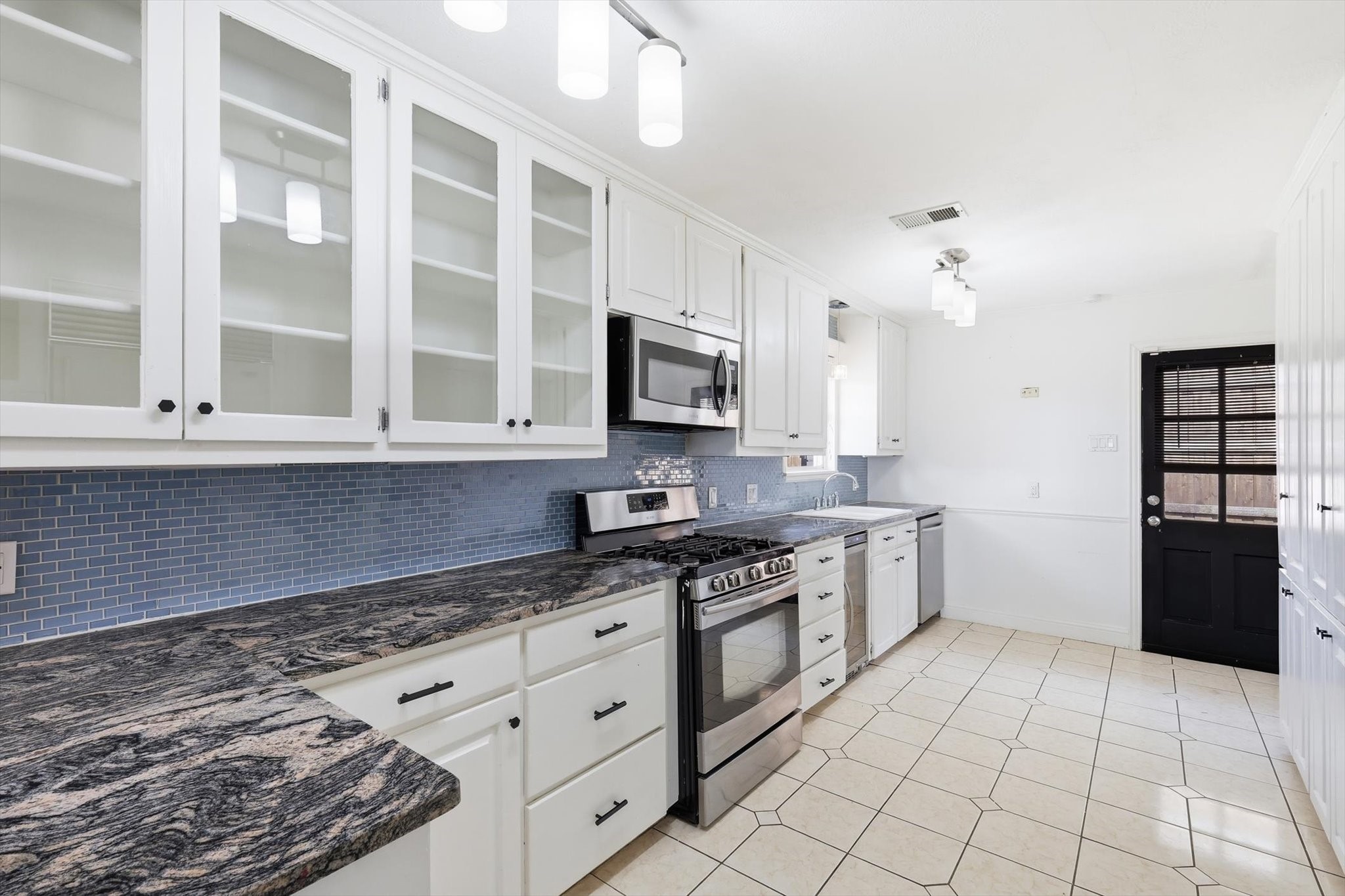 9403 Thornberry Lane