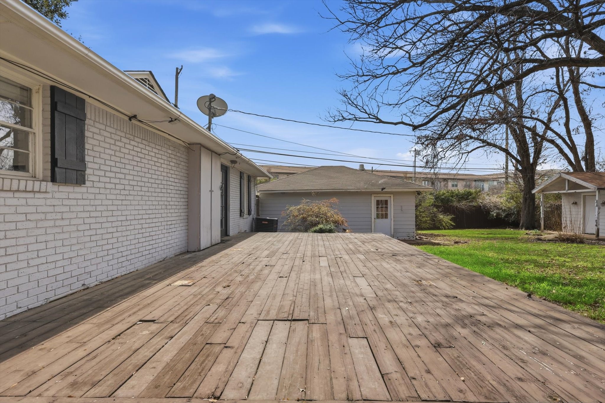 9403 Thornberry Lane