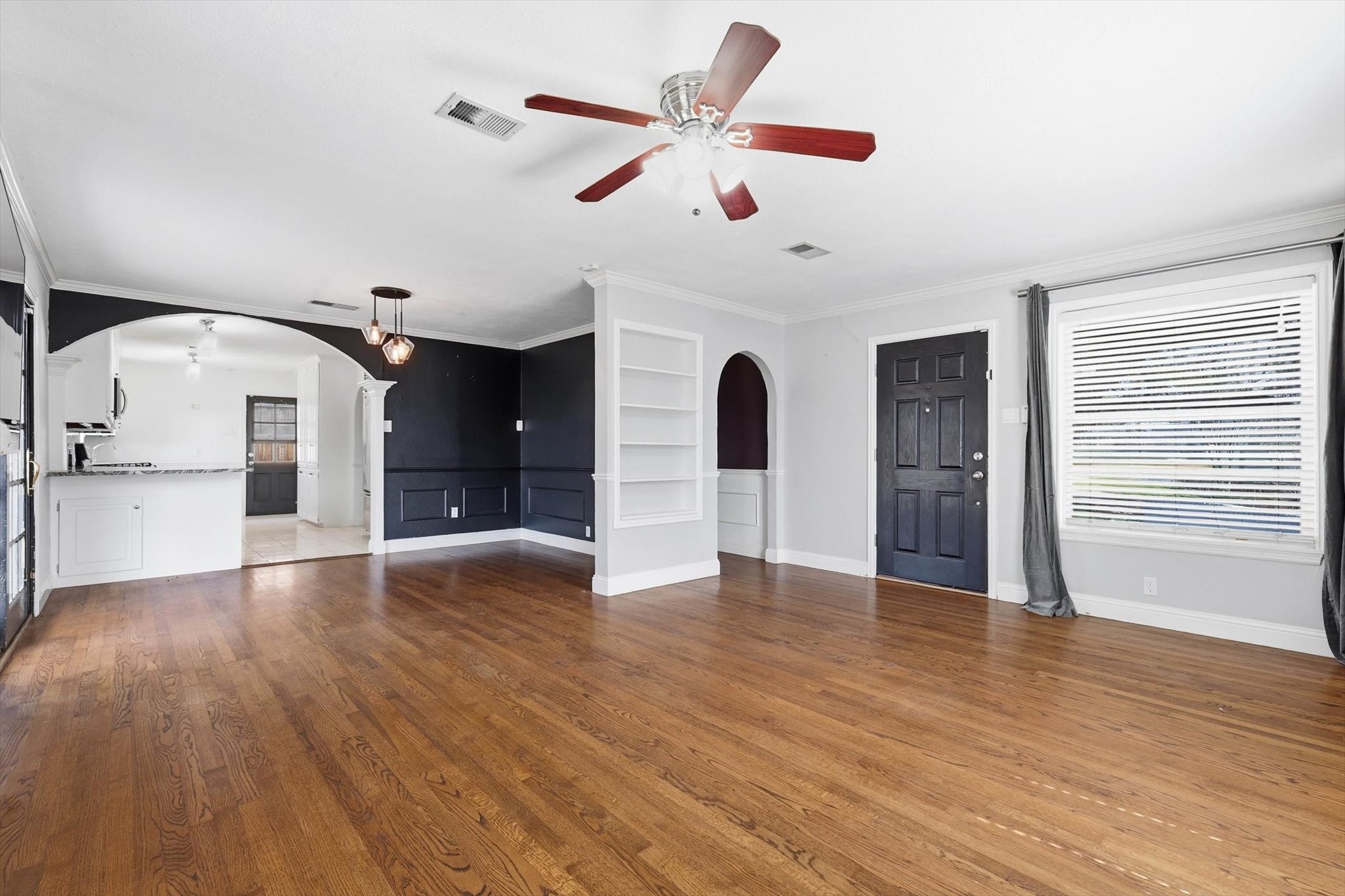 9403 Thornberry Lane