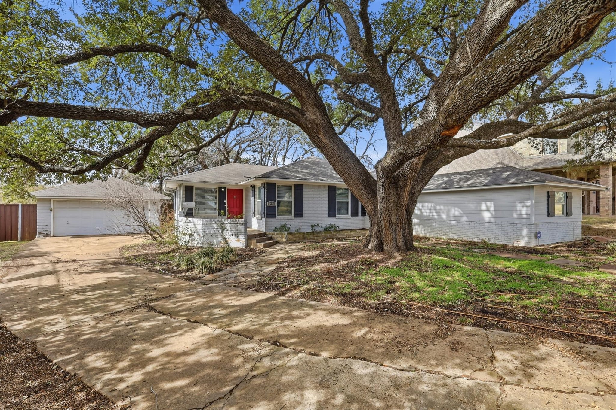 9403 Thornberry Lane
