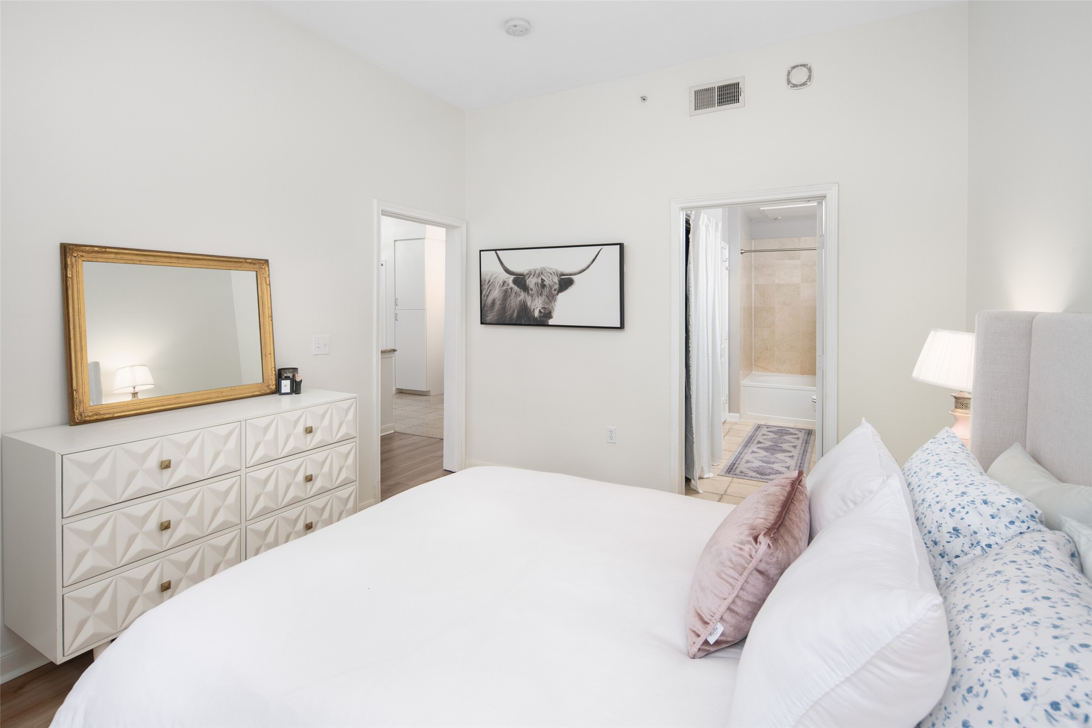 3225 Turtle Creek Boulevard 234