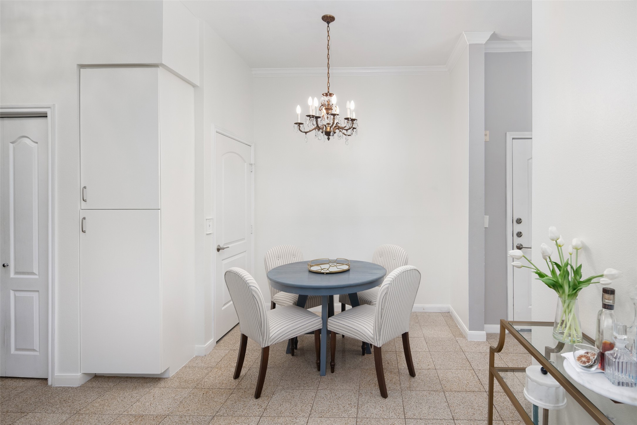 3225 Turtle Creek Boulevard 234