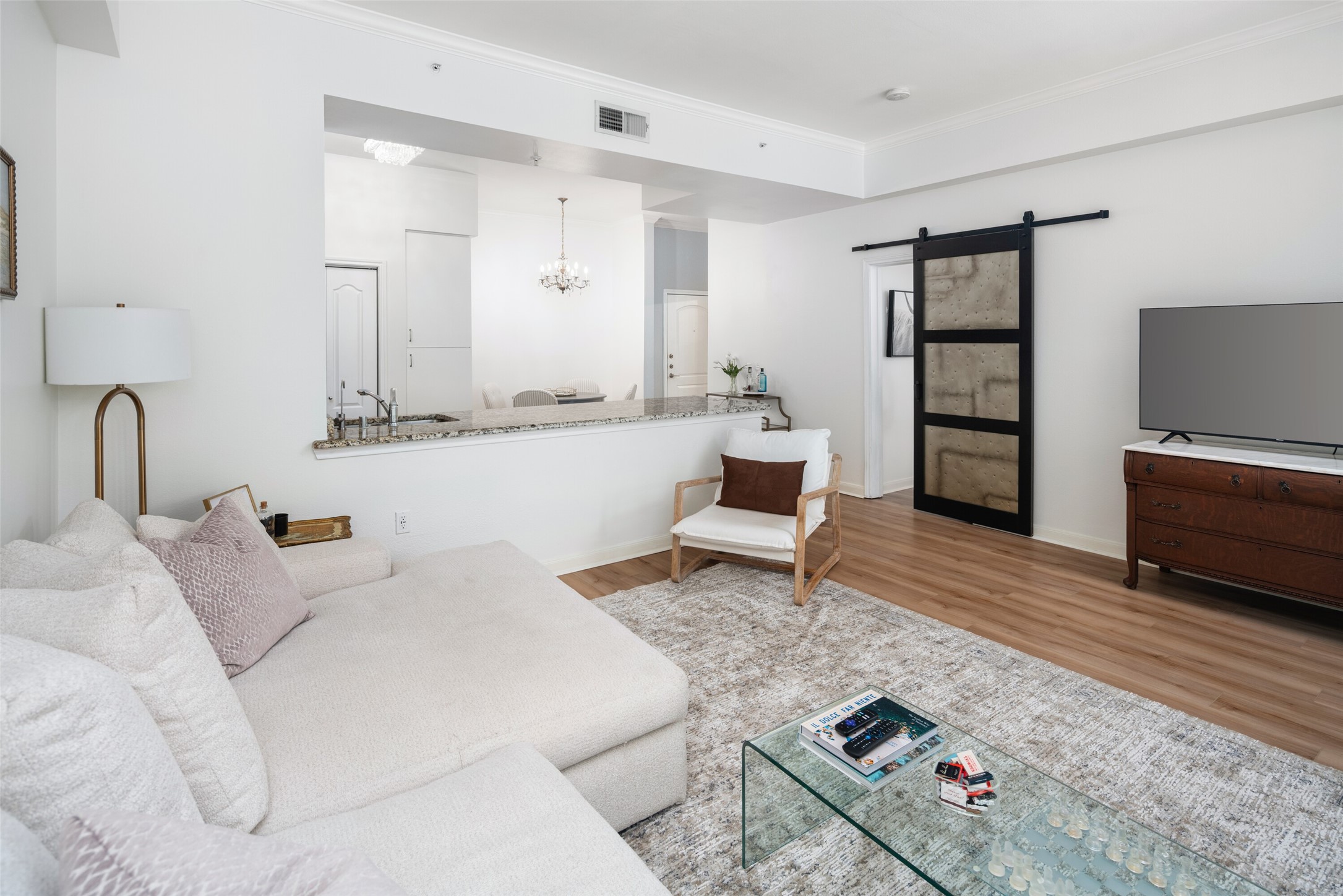 3225 Turtle Creek Boulevard 234