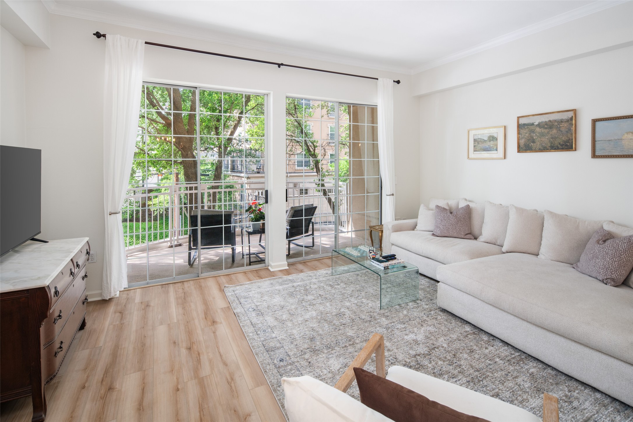 3225 Turtle Creek Boulevard 234