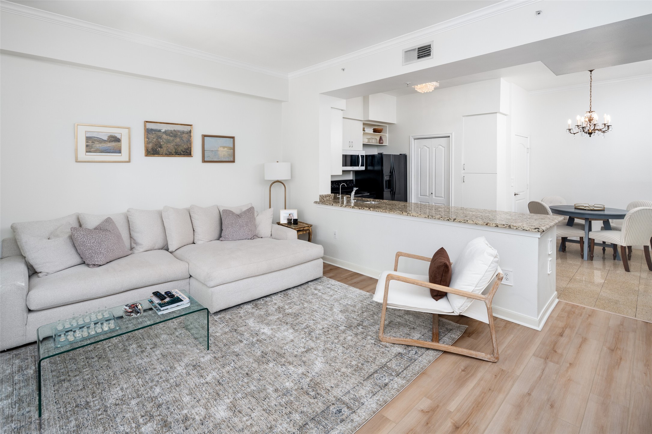 3225 Turtle Creek Boulevard 234