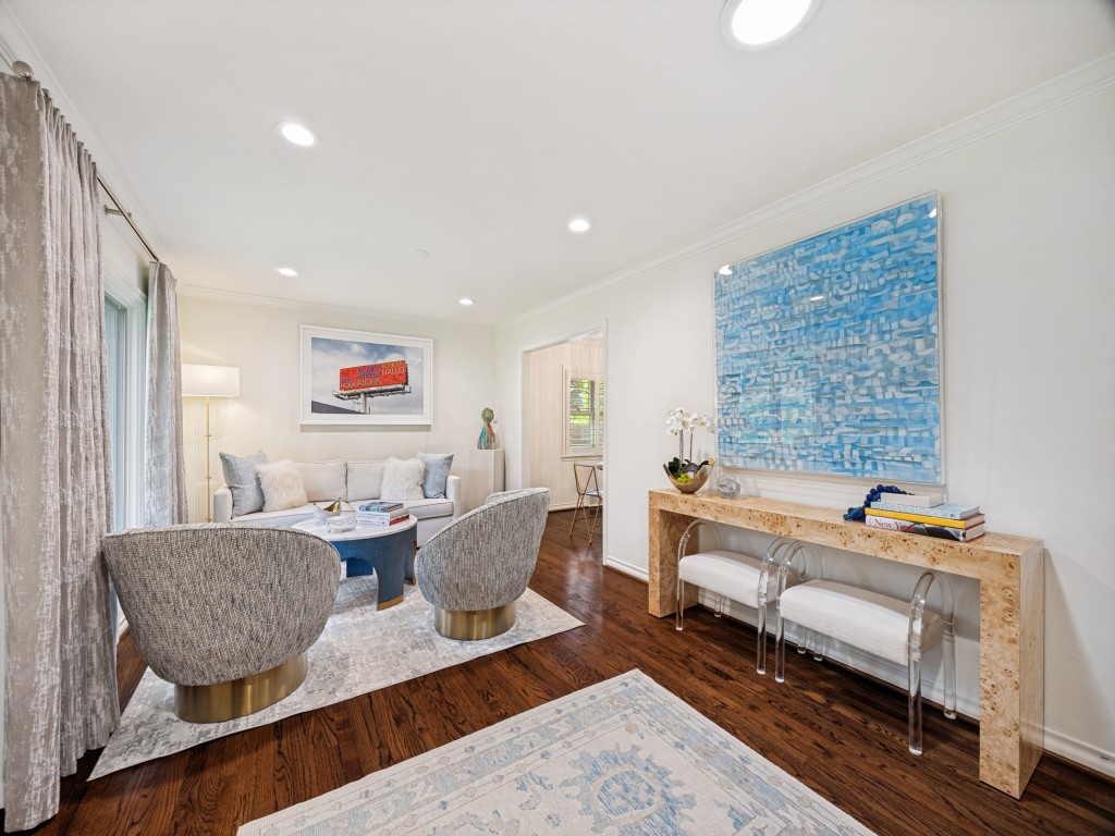 4107 Lomita Lane