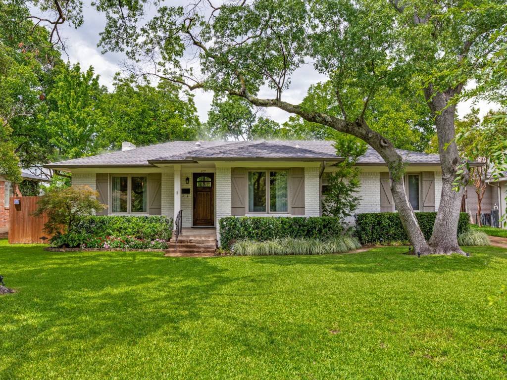 4107 Lomita Lane