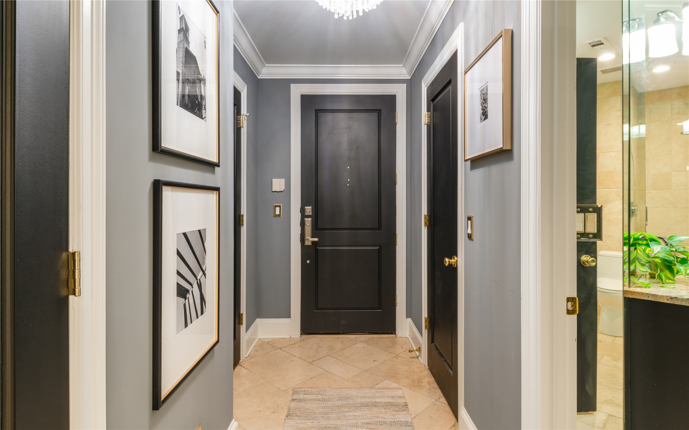 3401 Lee Parkway 104