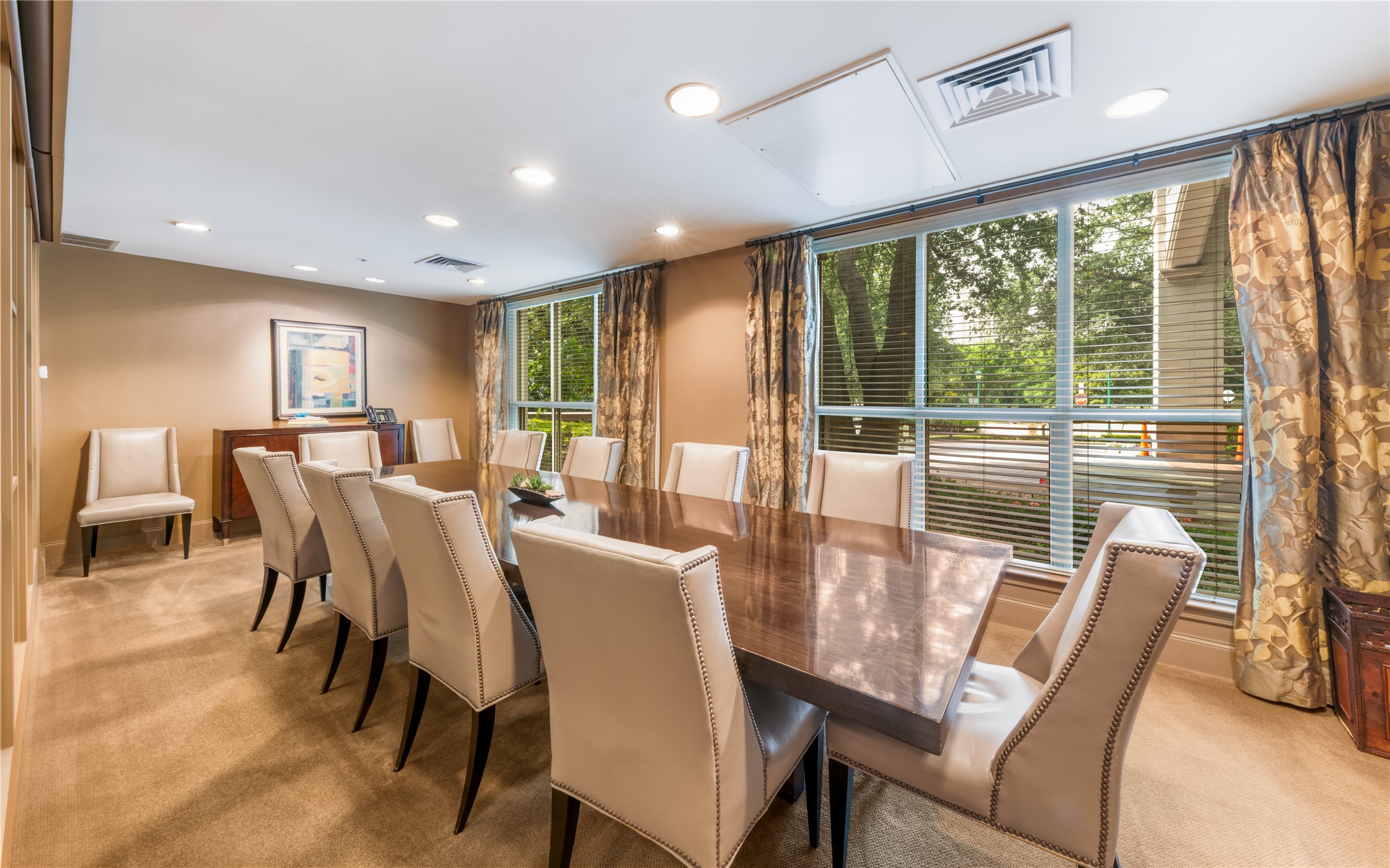 3401 Lee Parkway 104