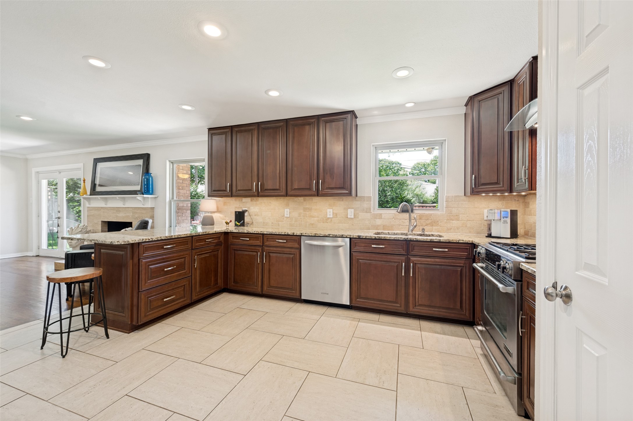 10411 Gooding Drive