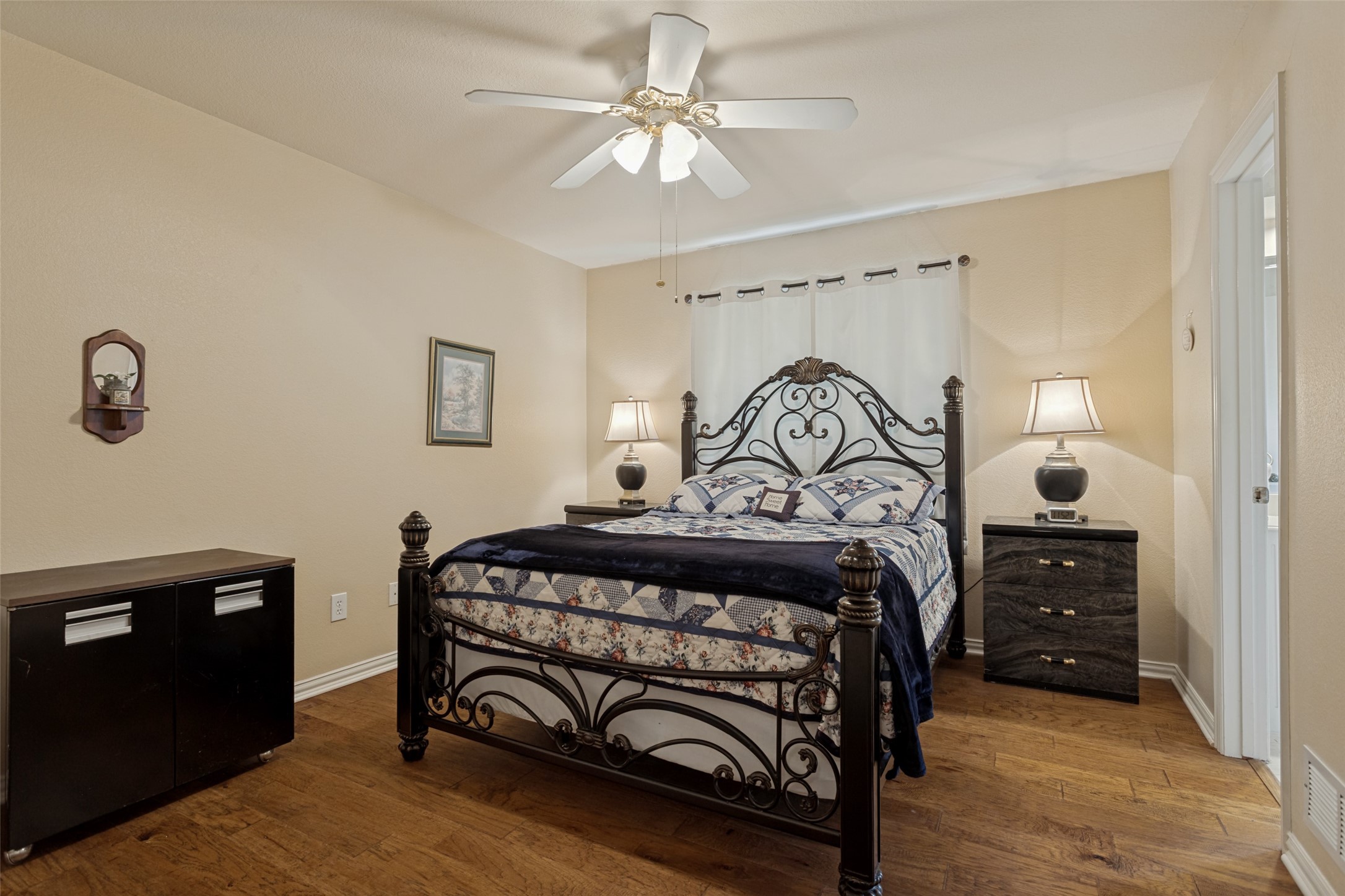 3411 Cedar Hill Court