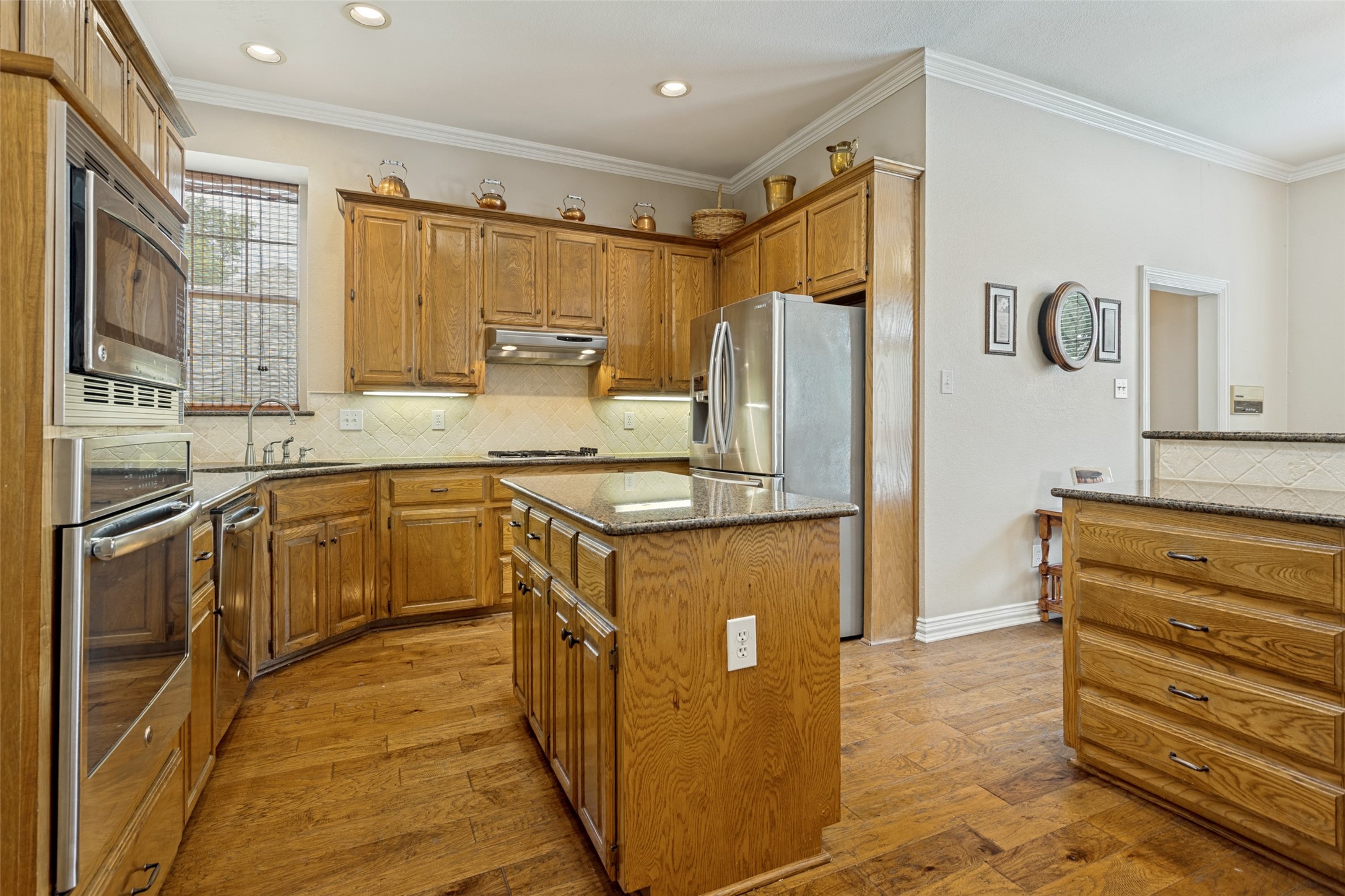 3411 Cedar Hill Court