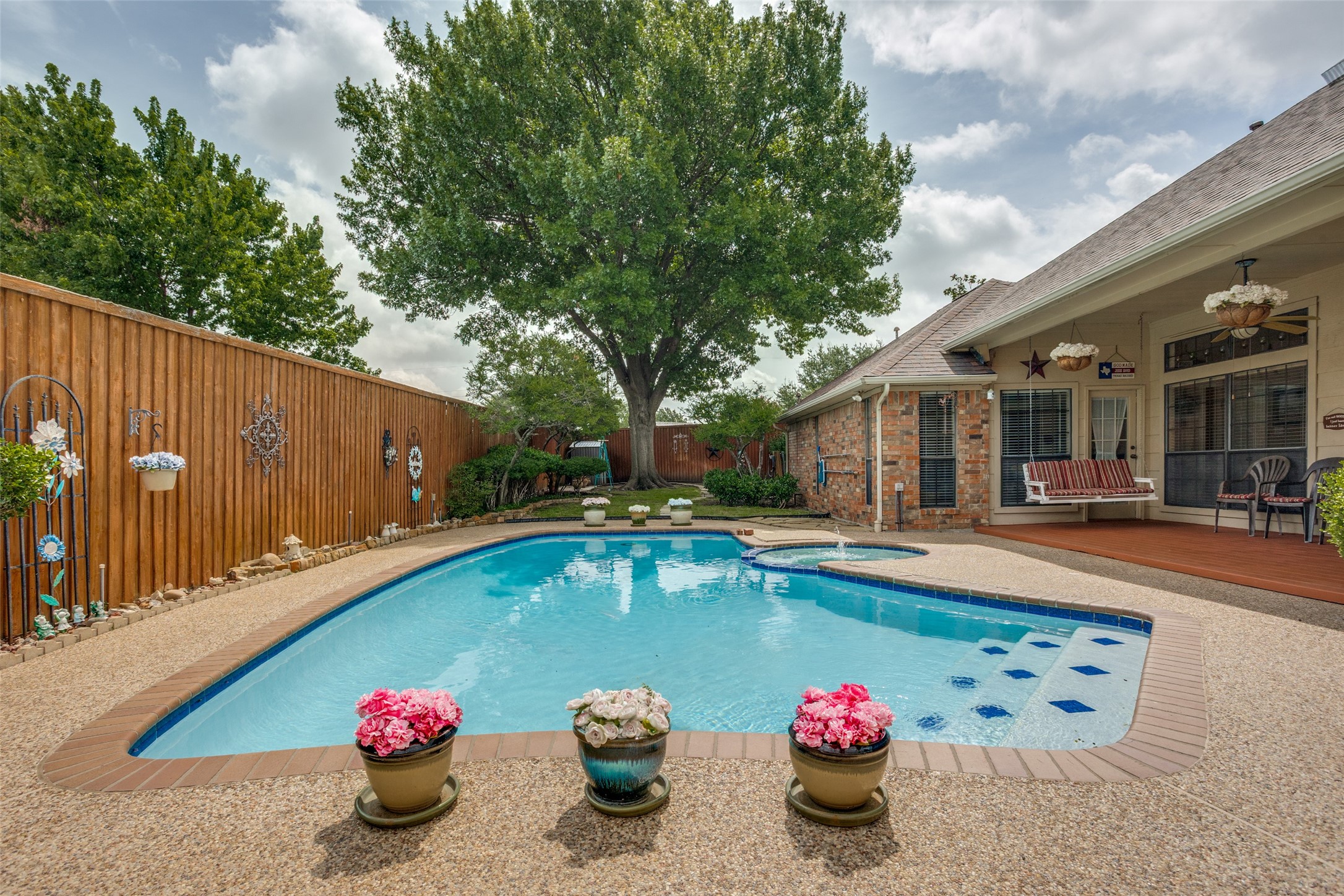 3411 Cedar Hill Court