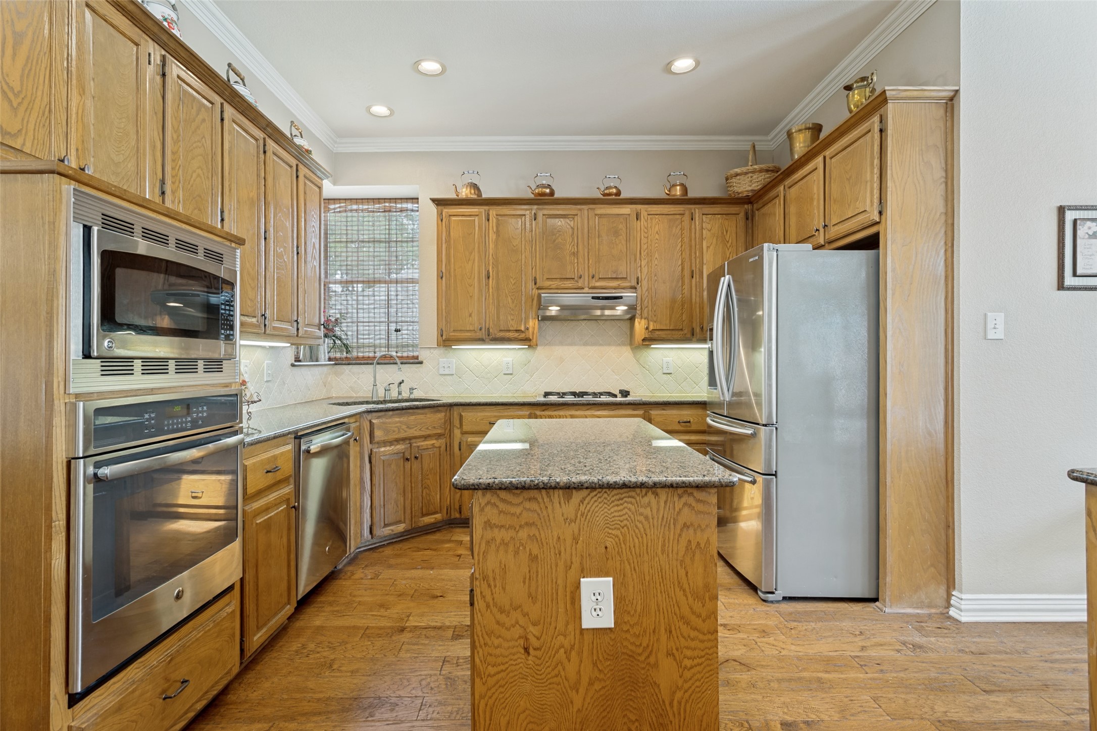 3411 Cedar Hill Court