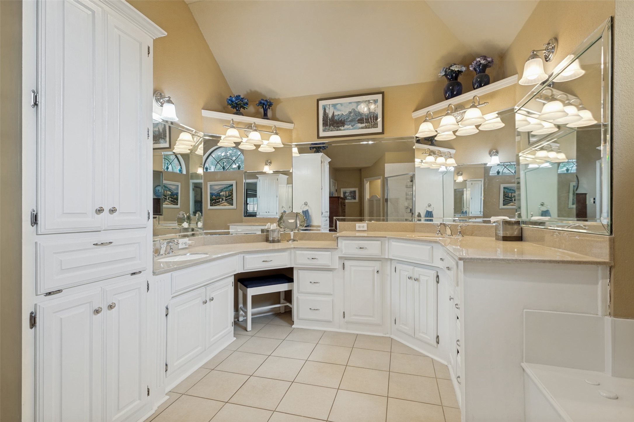3411 Cedar Hill Court