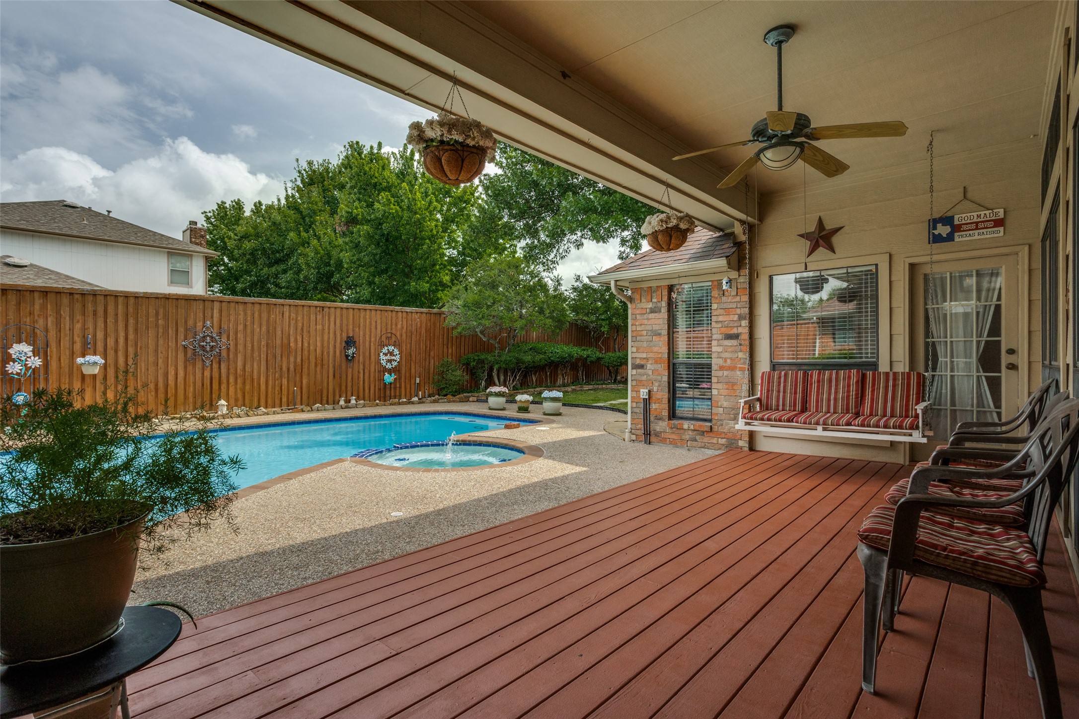 3411 Cedar Hill Court