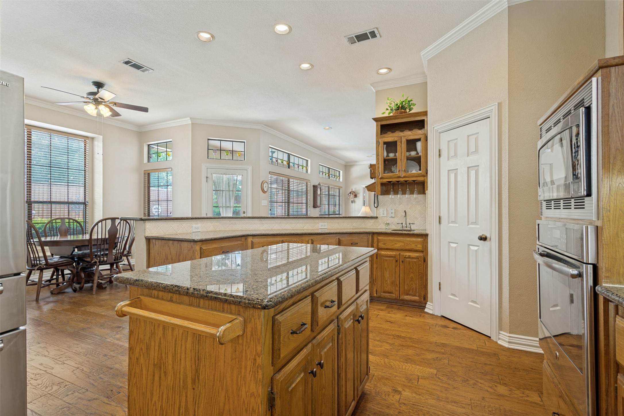 3411 Cedar Hill Court