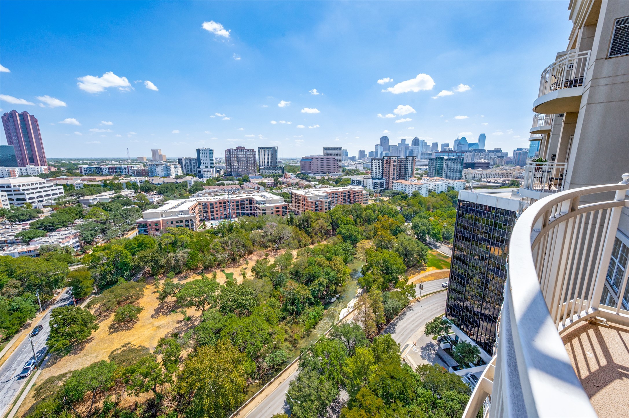 3225 Turtle Creek Boulevard 2104