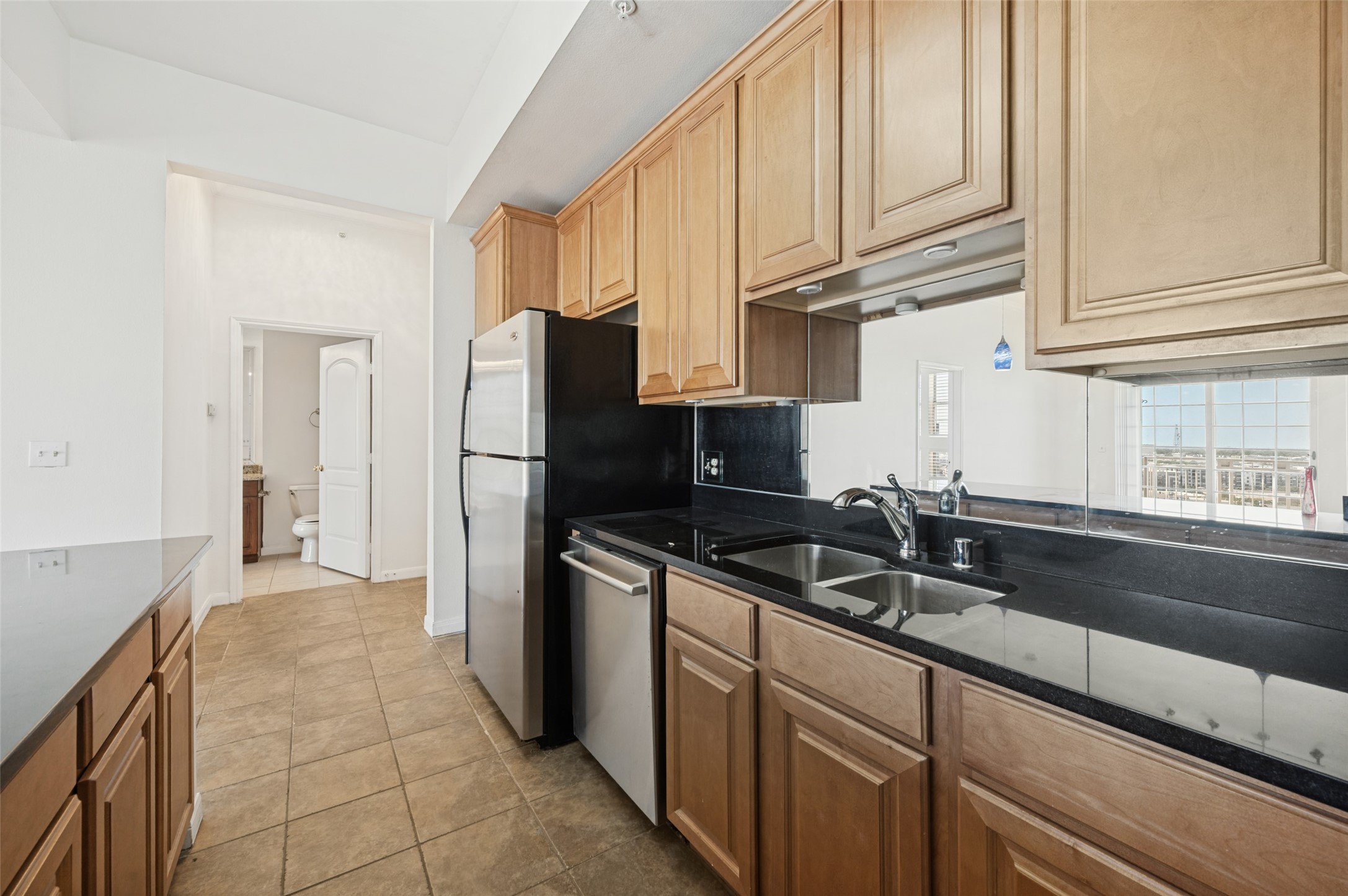 3225 Turtle Creek Boulevard 2104