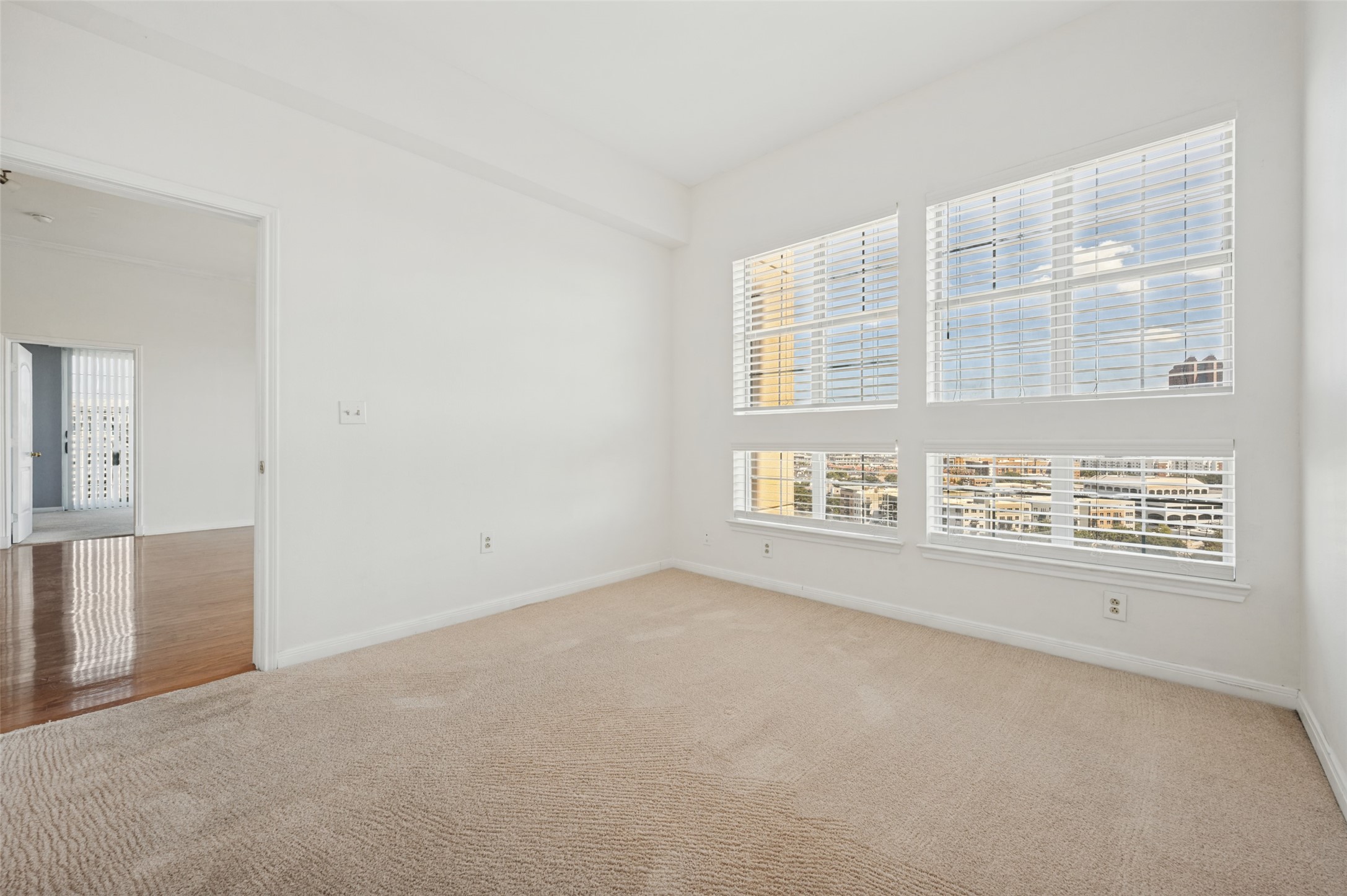 3225 Turtle Creek Boulevard 2104