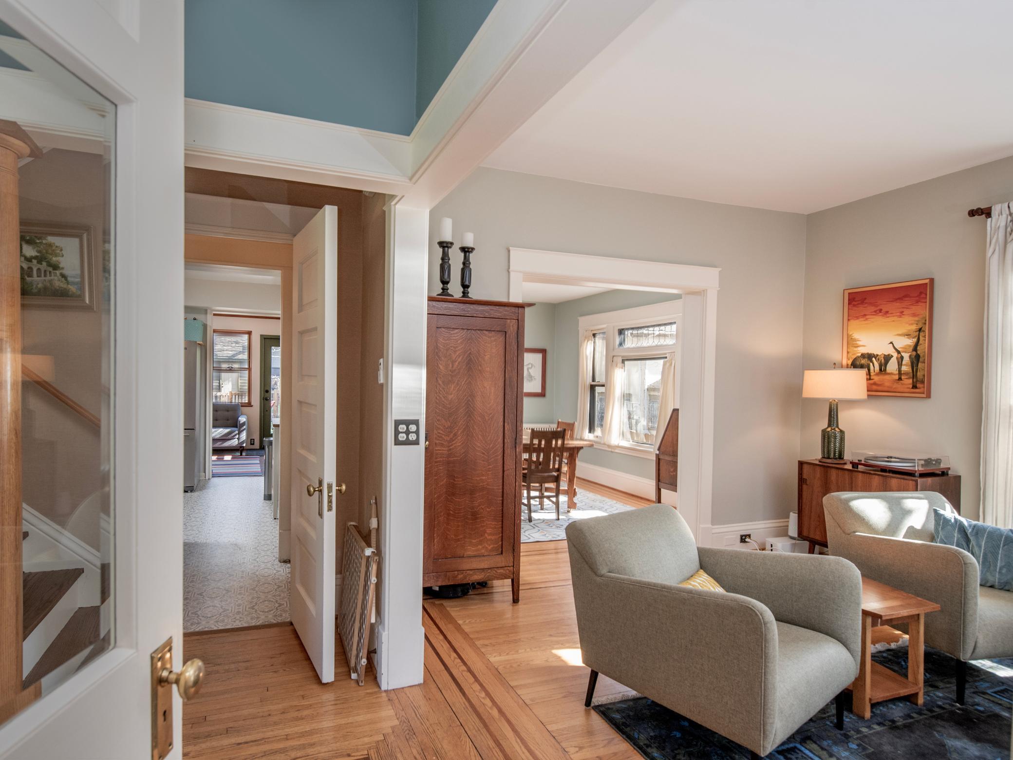 85 Clarence Avenue SE