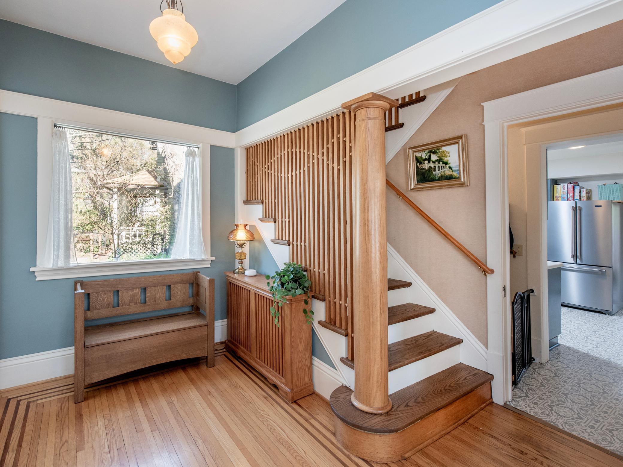 85 Clarence Avenue SE