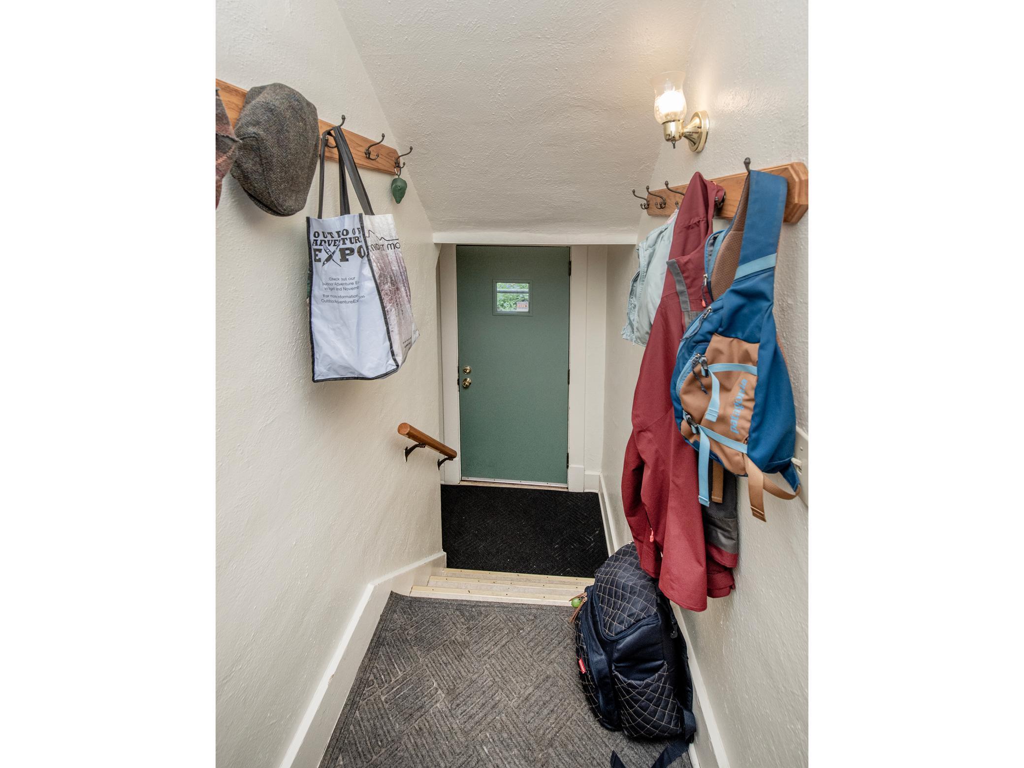 85 Clarence Avenue SE